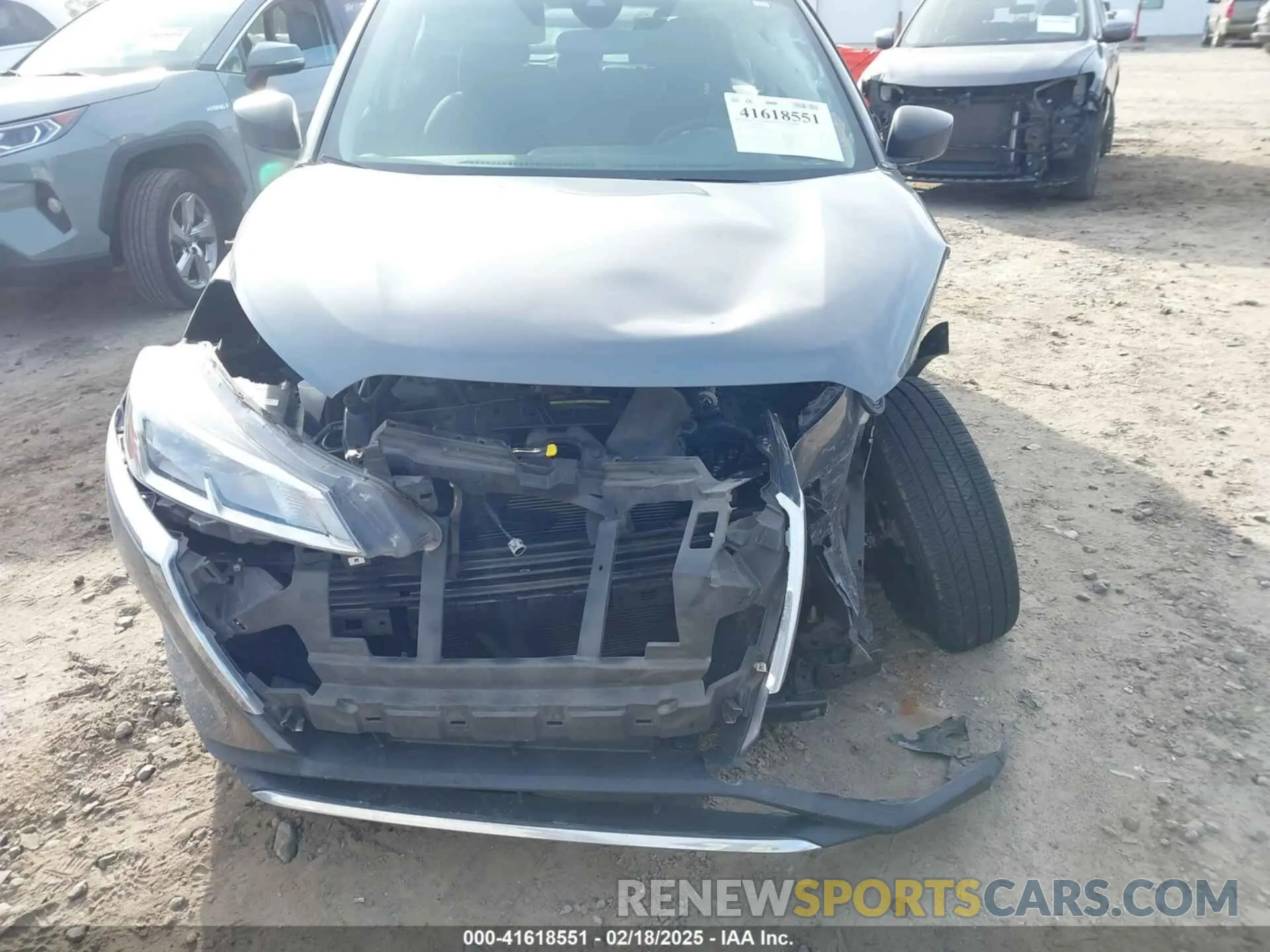 12 fotografías del automóvil dañado 3N1CP5BV8ML537354 NISSAN KICKS 2021