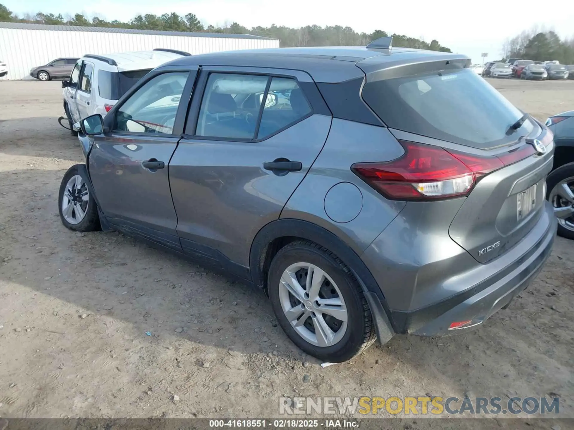 3 fotografías del automóvil dañado 3N1CP5BV8ML537354 NISSAN KICKS 2021