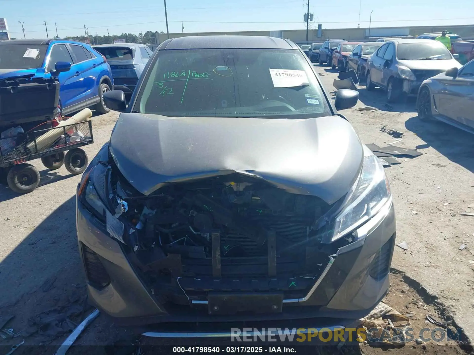 12 fotografías del automóvil dañado 3N1CP5BV8ML564912 NISSAN KICKS 2021
