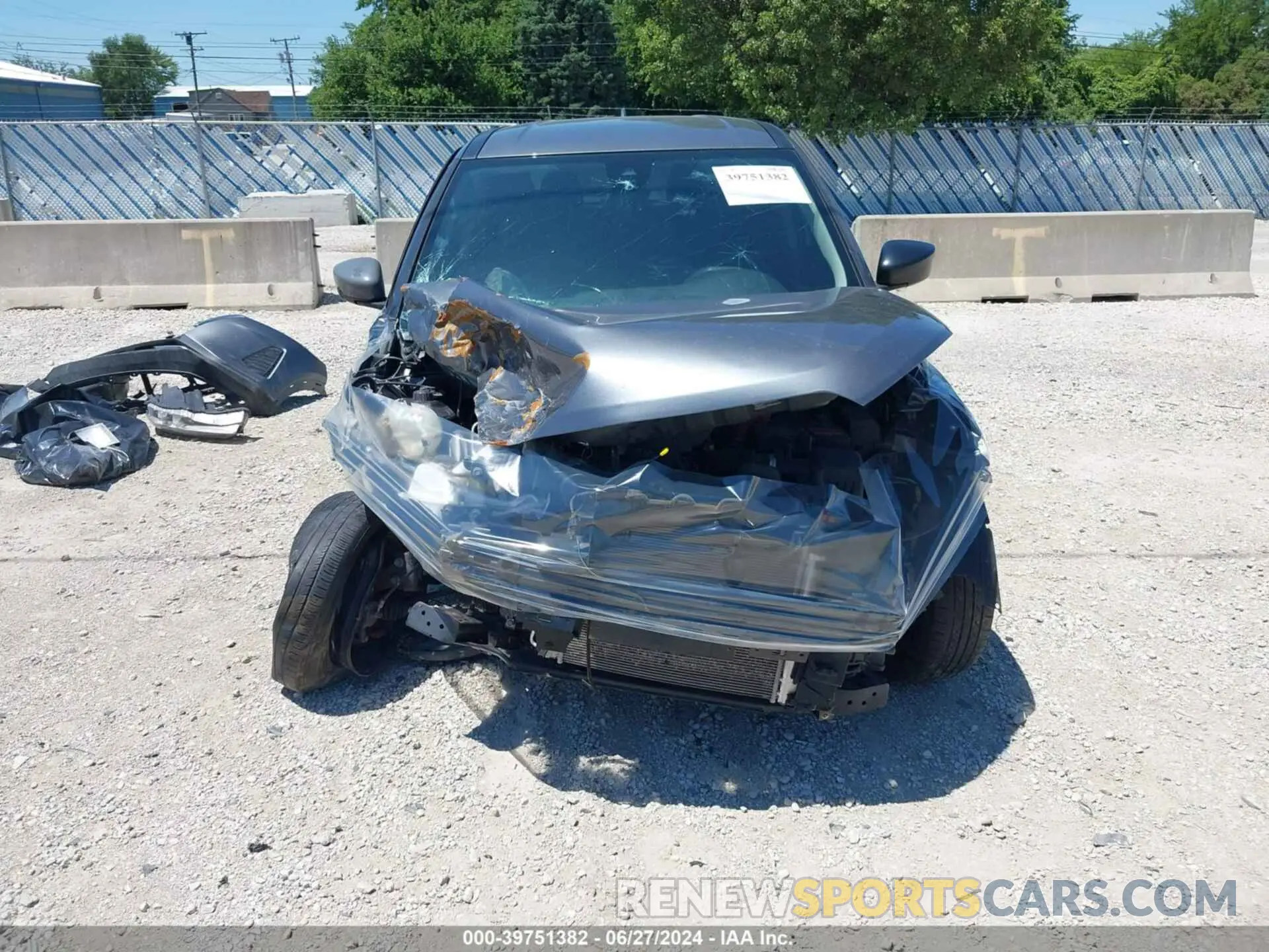 13 fotografías del automóvil dañado 3N1CP5BV9ML474409 NISSAN KICKS 2021