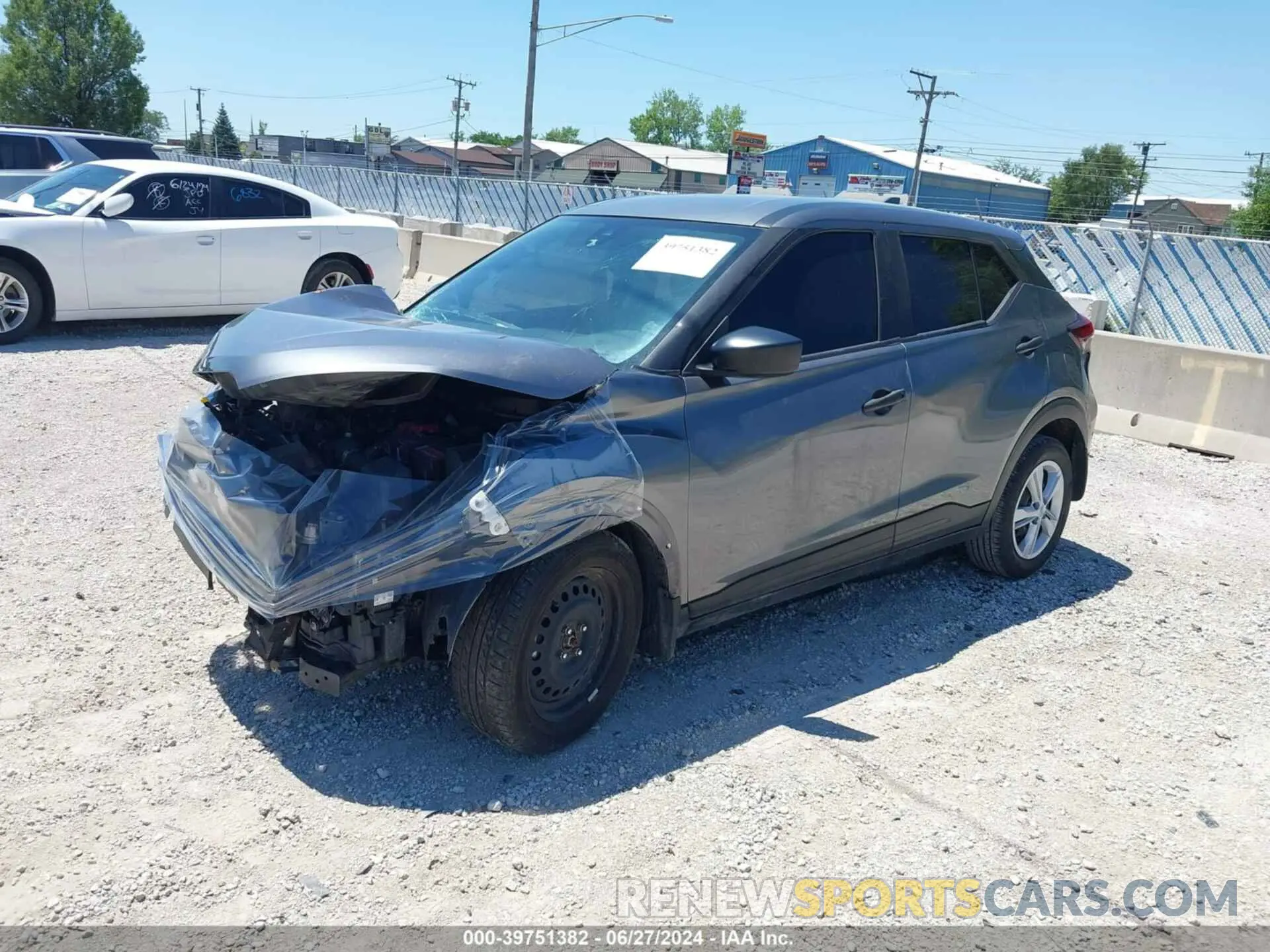 2 fotografías del automóvil dañado 3N1CP5BV9ML474409 NISSAN KICKS 2021