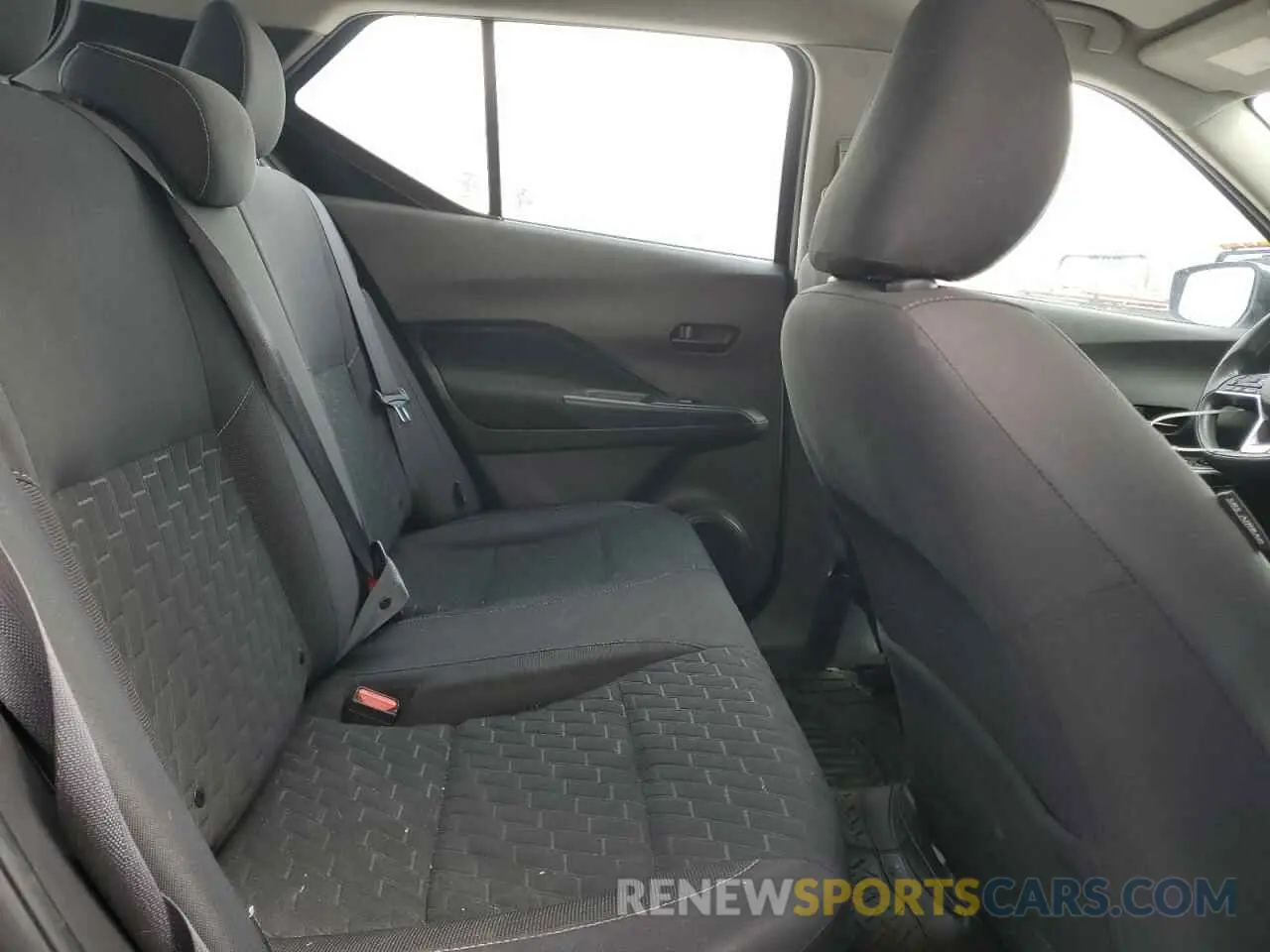 11 fotografías del automóvil dañado 3N1CP5BV9ML503178 NISSAN KICKS 2021