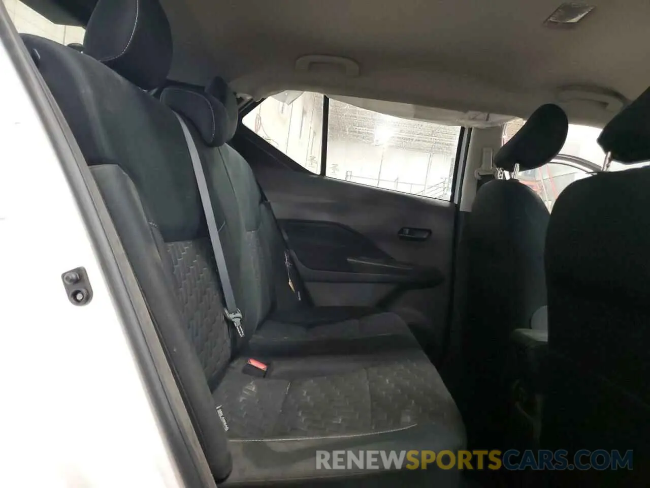 11 fotografías del automóvil dañado 3N1CP5BV9ML515864 NISSAN KICKS 2021