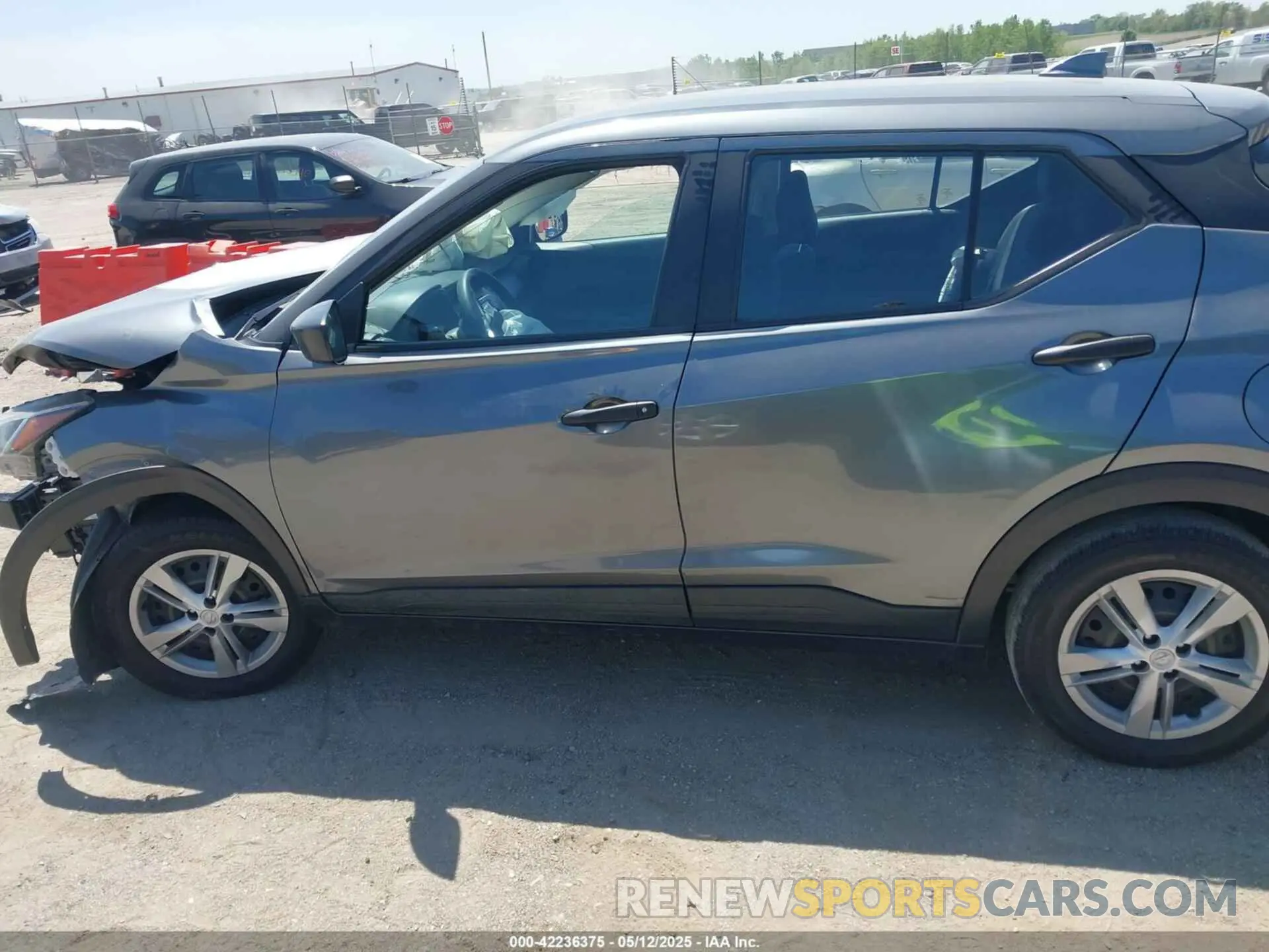 13 fotografías del automóvil dañado 3N1CP5BV9ML531000 NISSAN KICKS 2021