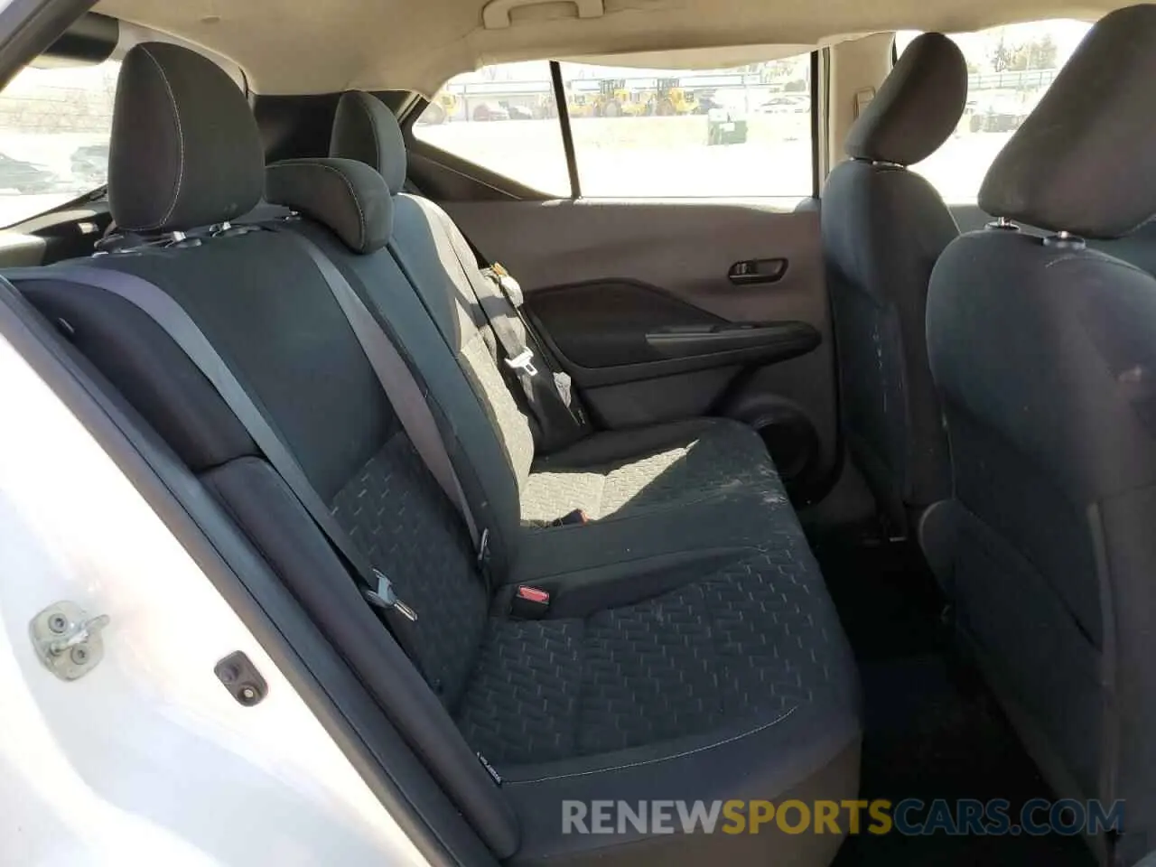 12 fotografías del automóvil dañado 3N1CP5BV9ML550064 NISSAN KICKS 2021