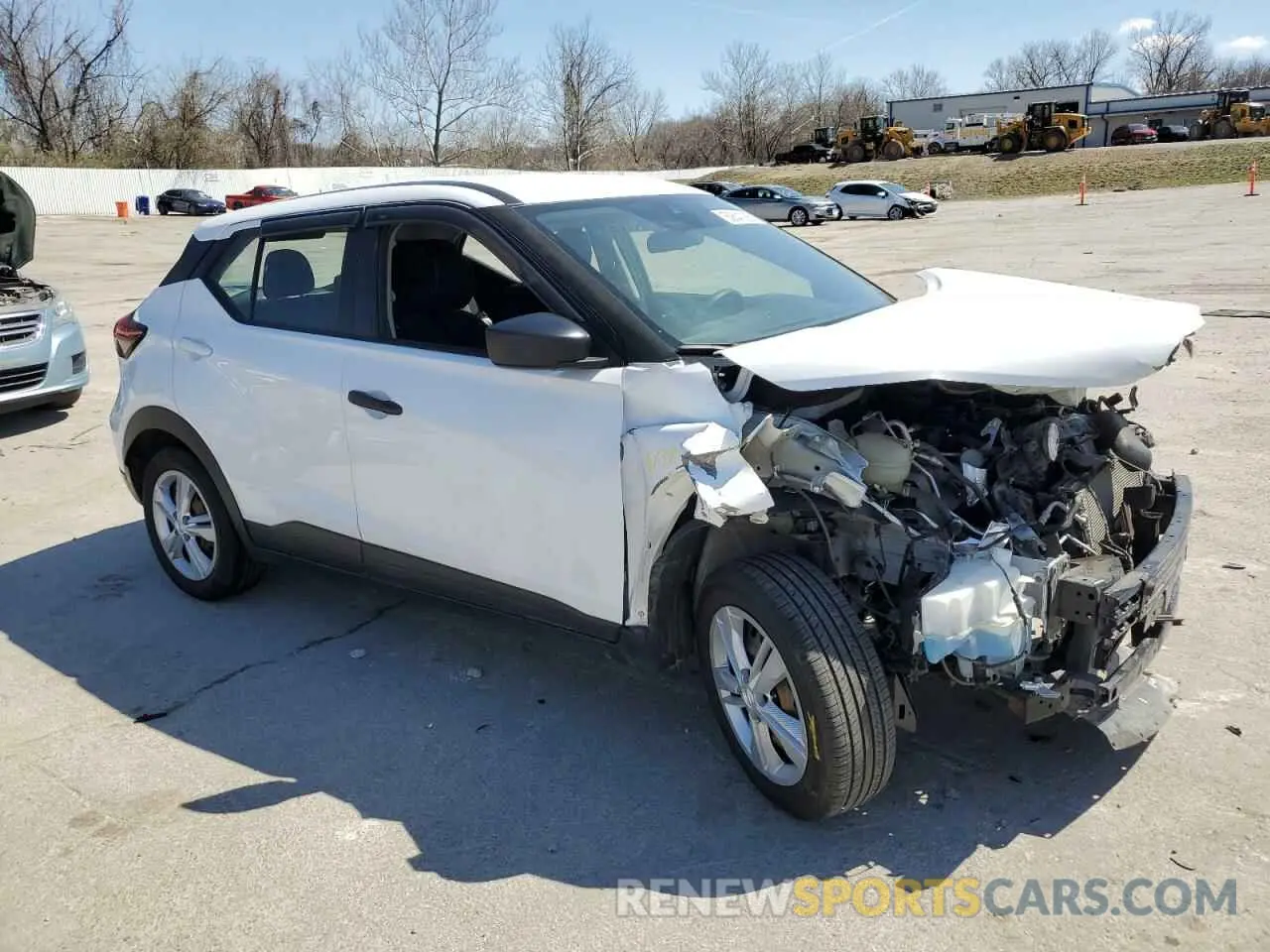 4 fotografías del automóvil dañado 3N1CP5BV9ML550064 NISSAN KICKS 2021