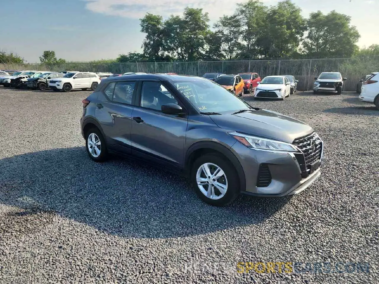 3 fotografías del automóvil dañado 3N1CP5BVXML464648 NISSAN KICKS 2021