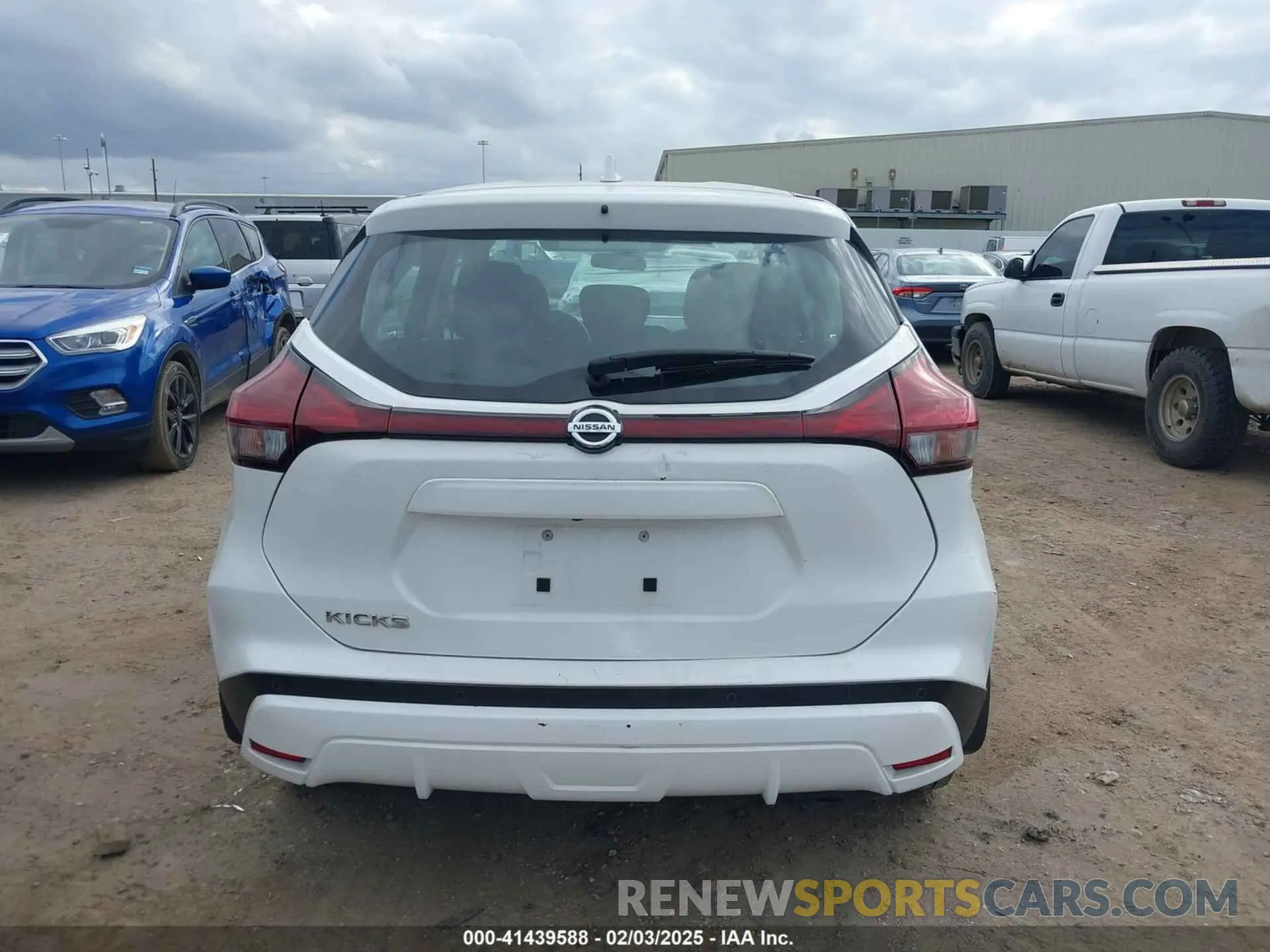 16 fotografías del automóvil dañado 3N1CP5BVXML483801 NISSAN KICKS 2021