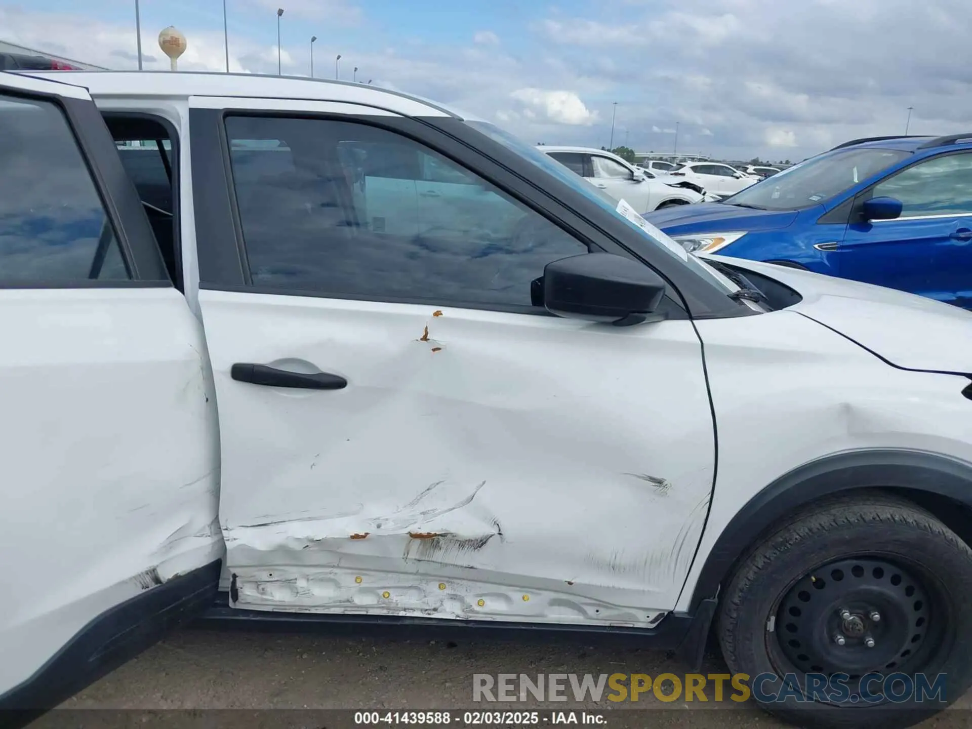 5 fotografías del automóvil dañado 3N1CP5BVXML483801 NISSAN KICKS 2021