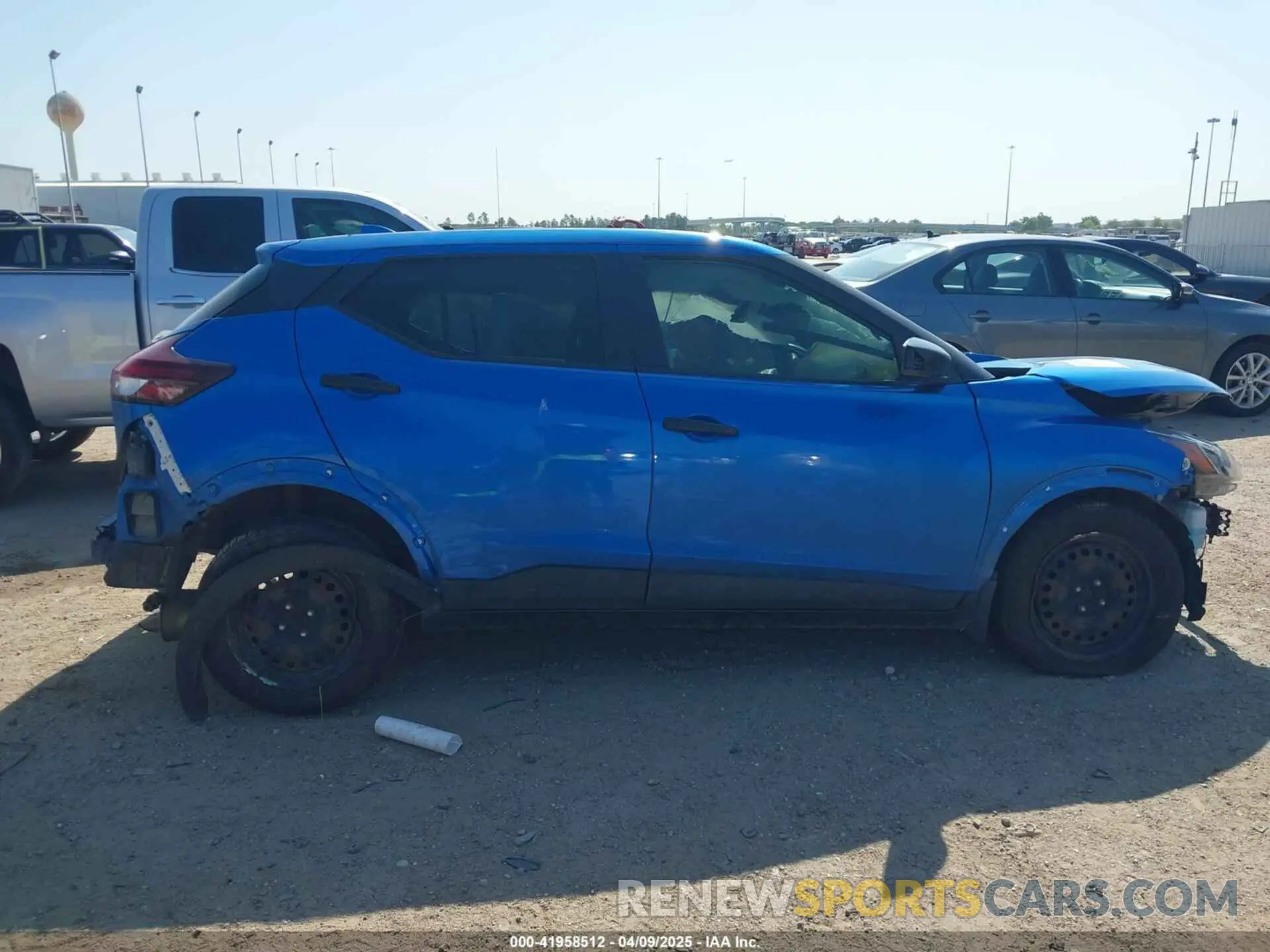 12 fotografías del automóvil dañado 3N1CP5BVXML519129 NISSAN KICKS 2021