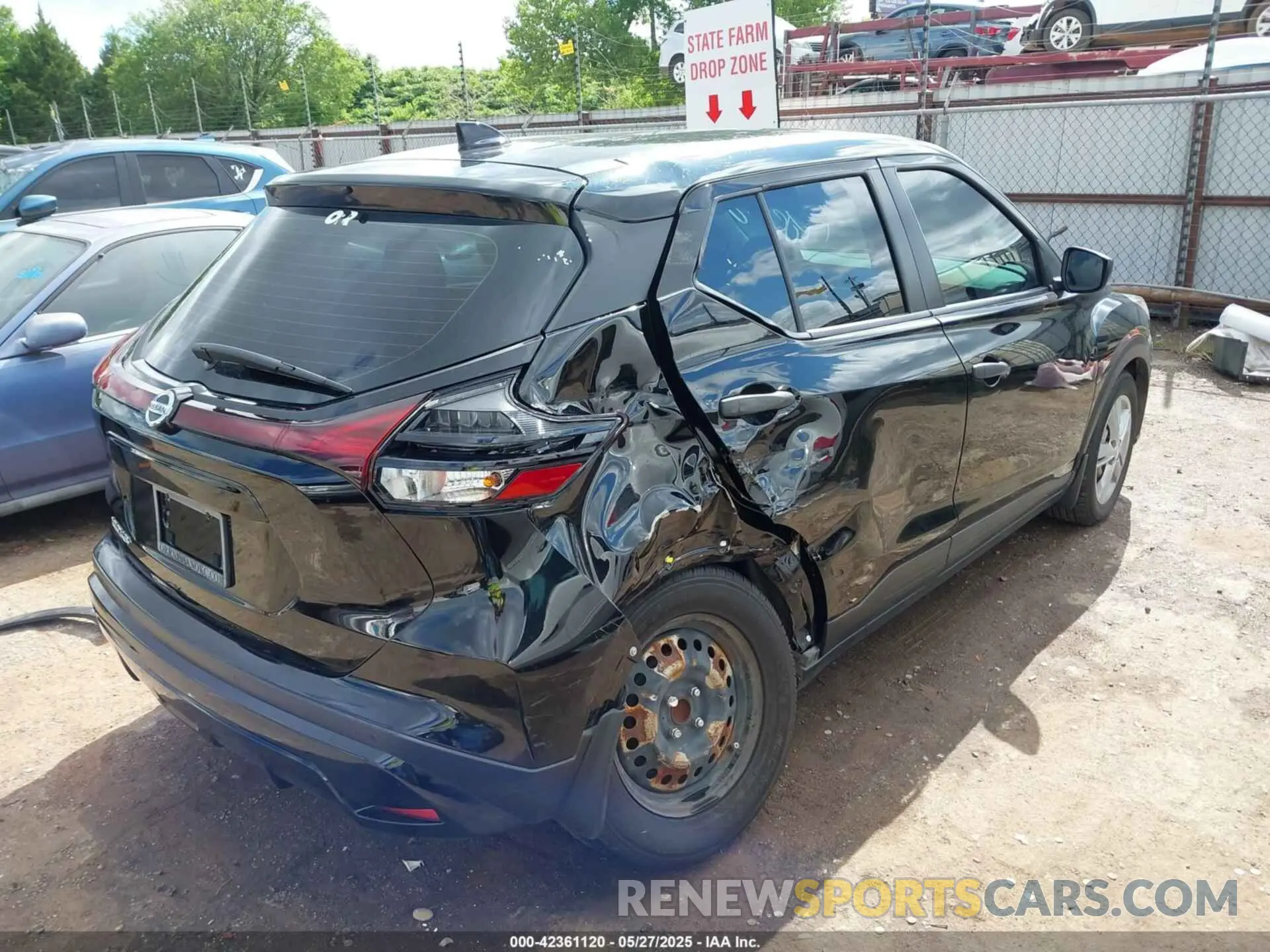 4 fotografías del automóvil dañado 3N1CP5BVXML555127 NISSAN KICKS 2021