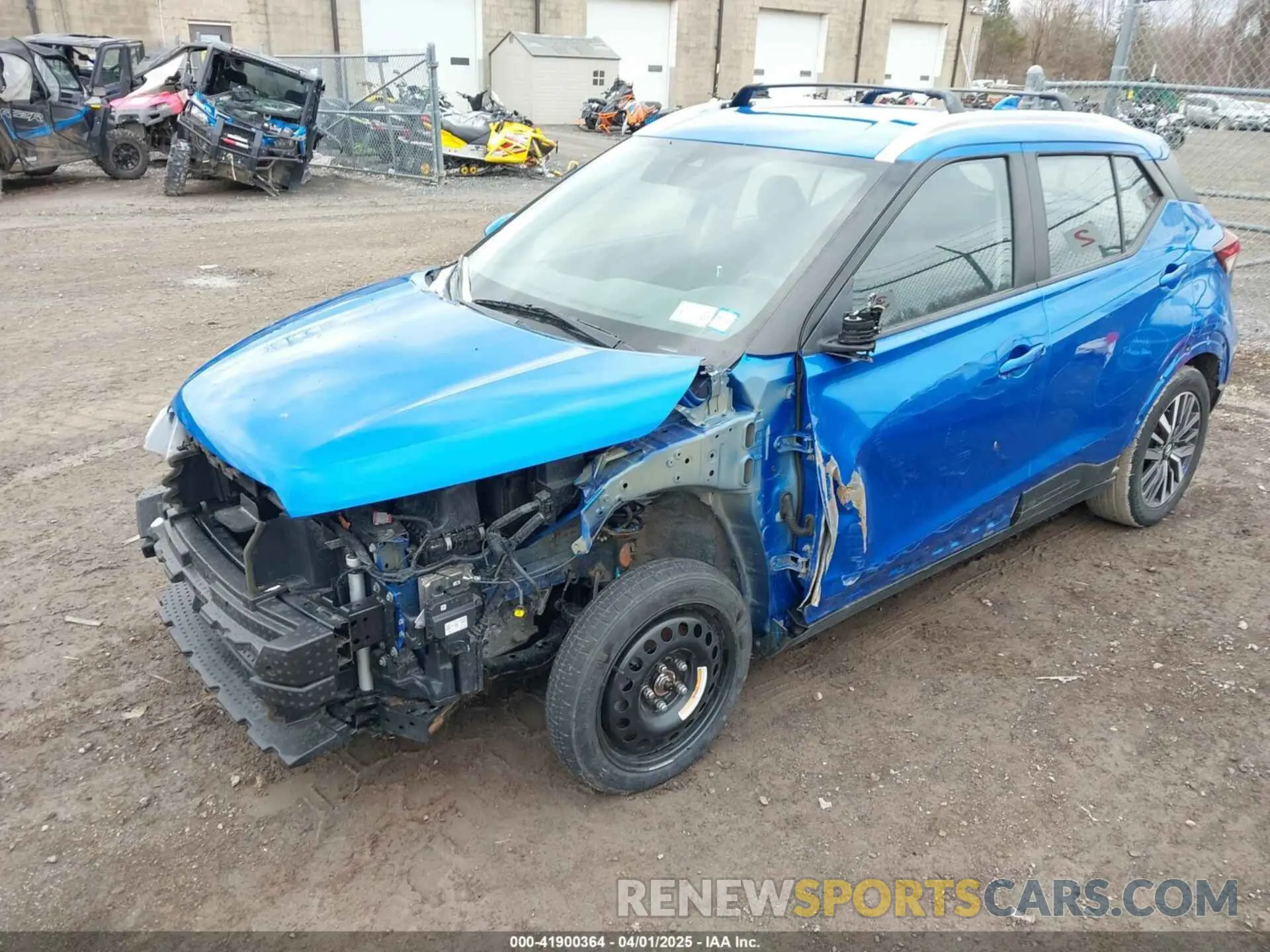 2 fotografías del automóvil dañado 3N1CP5CV0ML484017 NISSAN KICKS 2021