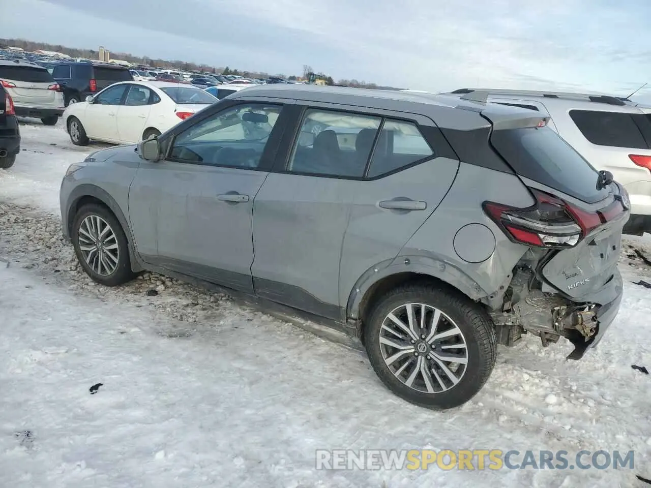 2 fotografías del automóvil dañado 3N1CP5CV0ML519901 NISSAN KICKS 2021