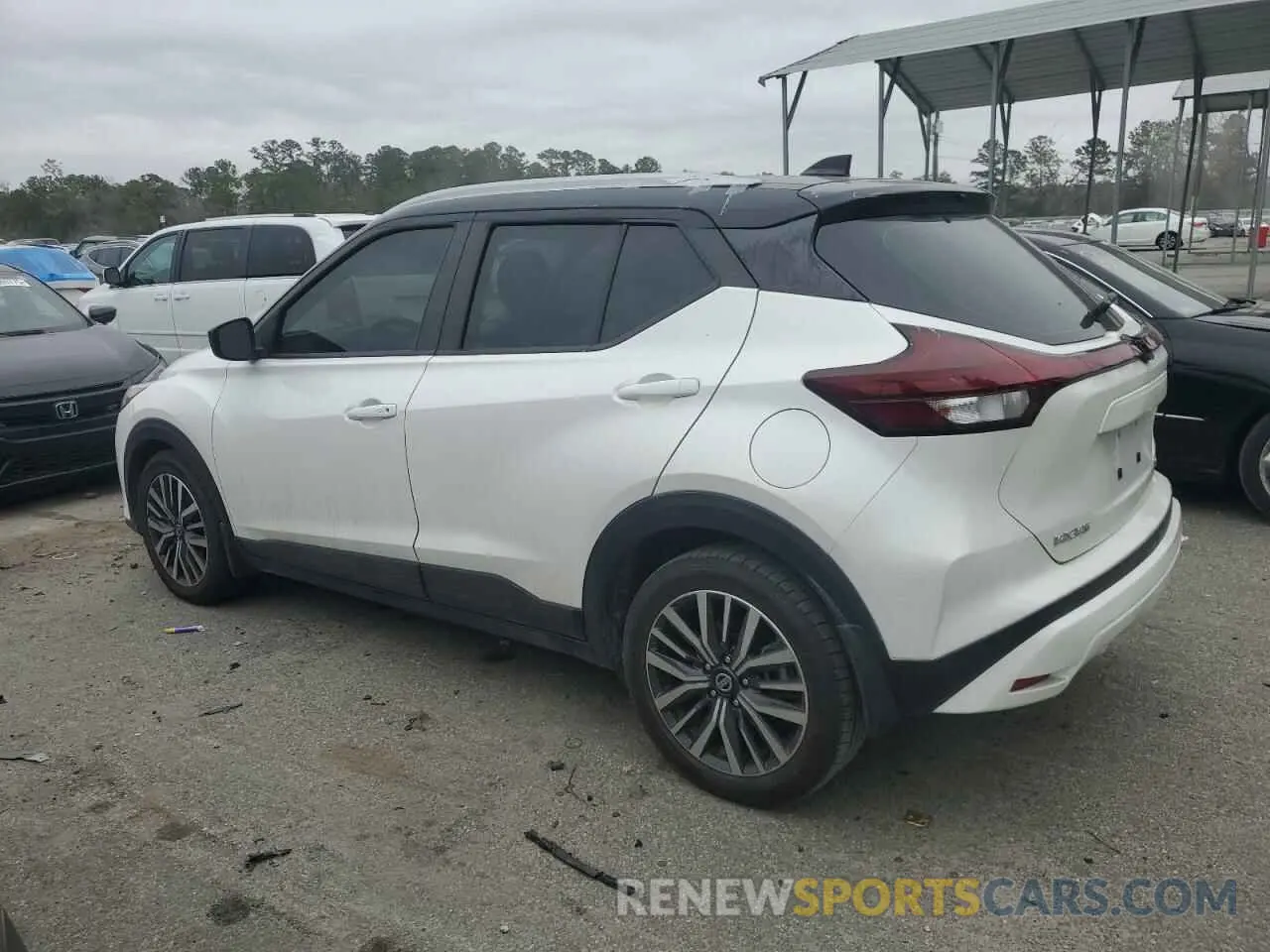 2 fotografías del automóvil dañado 3N1CP5CV0ML542787 NISSAN KICKS 2021