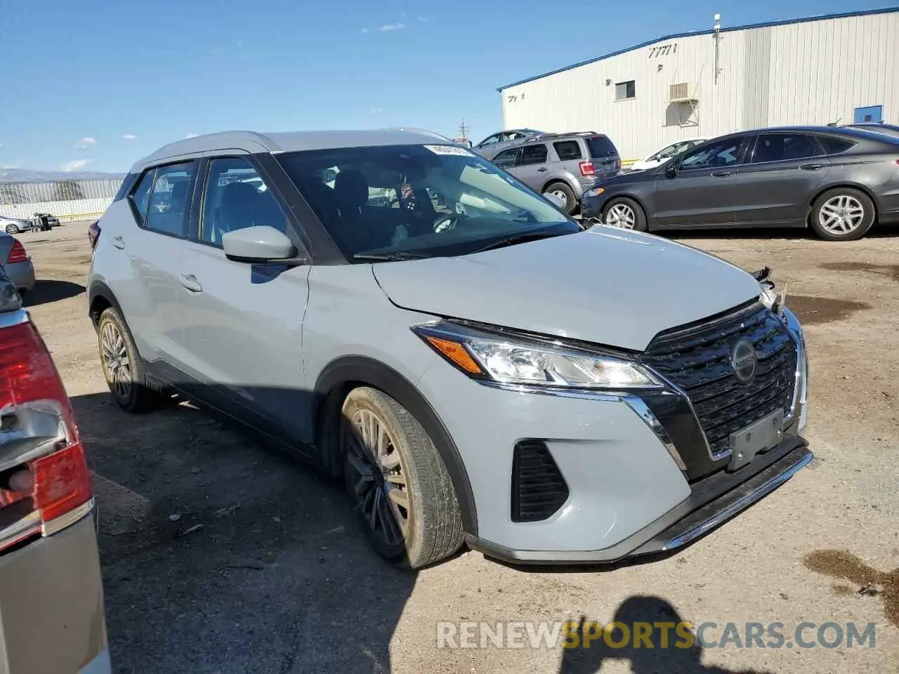 4 fotografías del automóvil dañado 3N1CP5CV1ML501018 NISSAN KICKS 2021