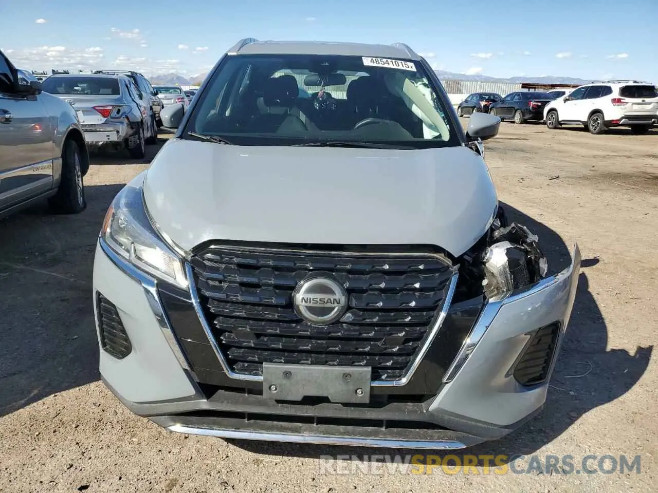 5 fotografías del automóvil dañado 3N1CP5CV1ML501018 NISSAN KICKS 2021