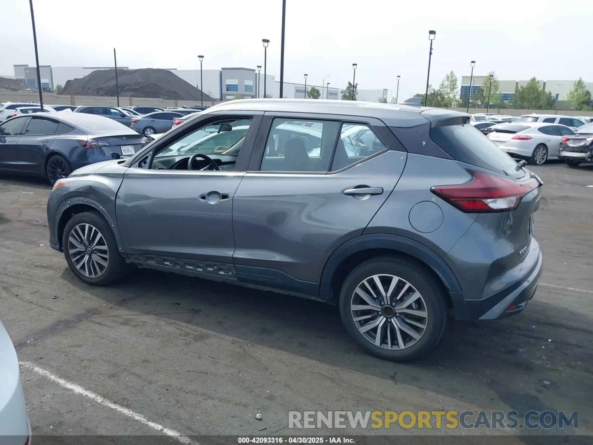 15 fotografías del automóvil dañado 3N1CP5CV1ML537730 NISSAN KICKS 2021