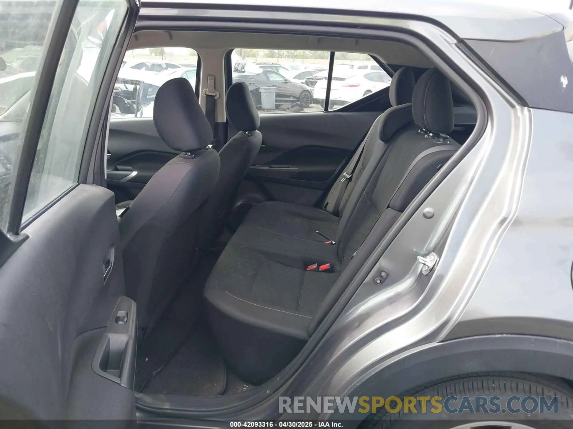 8 fotografías del automóvil dañado 3N1CP5CV1ML537730 NISSAN KICKS 2021