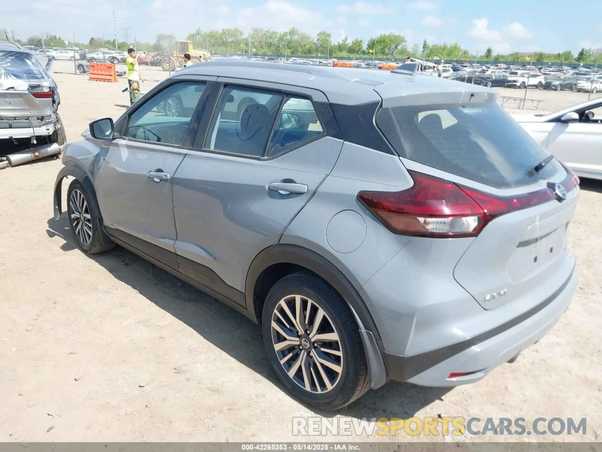 3 fotografías del automóvil dañado 3N1CP5CV2ML522086 NISSAN KICKS 2021