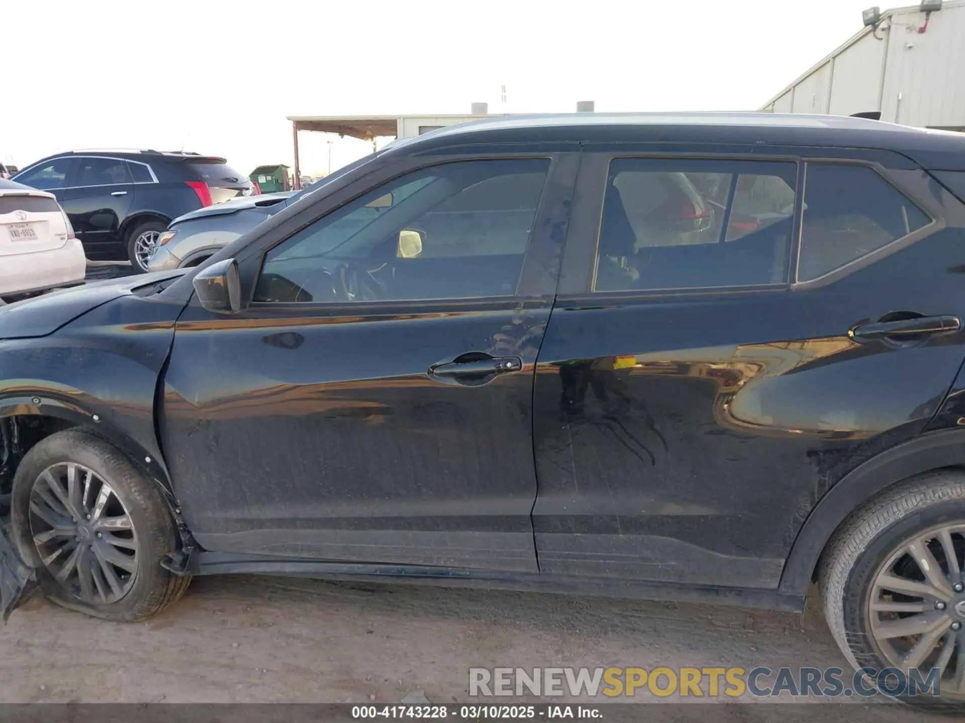 15 fotografías del automóvil dañado 3N1CP5CV2ML562636 NISSAN KICKS 2021