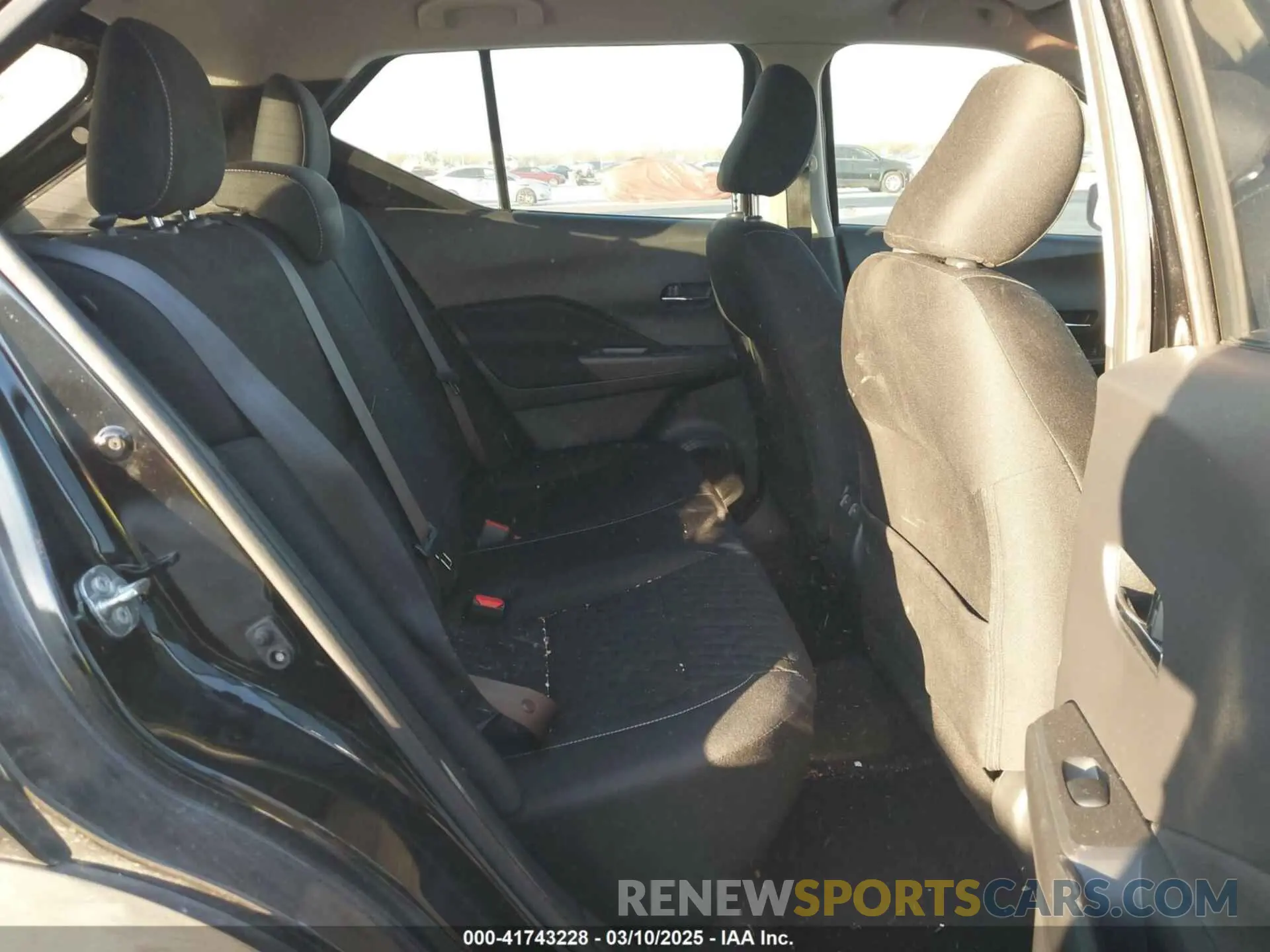 8 fotografías del automóvil dañado 3N1CP5CV2ML562636 NISSAN KICKS 2021