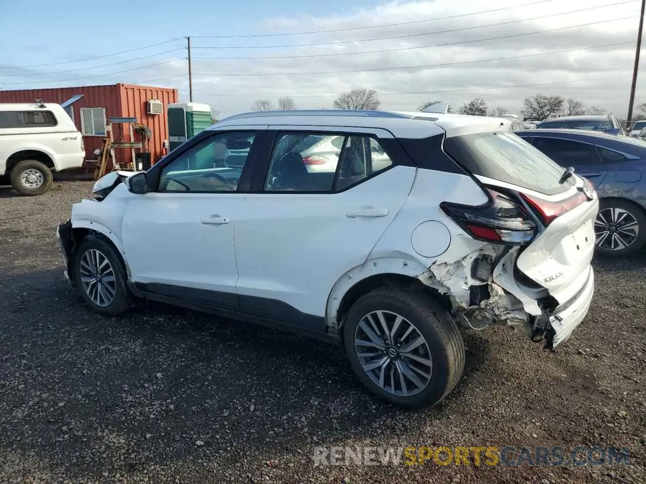 2 fotografías del automóvil dañado 3N1CP5CV3ML537468 NISSAN KICKS 2021