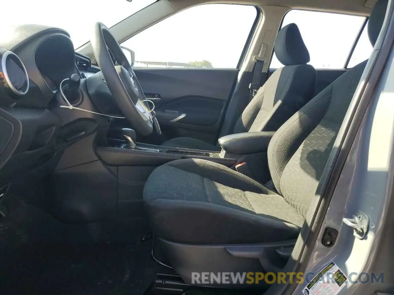 7 fotografías del automóvil dañado 3N1CP5CV3ML540192 NISSAN KICKS 2021