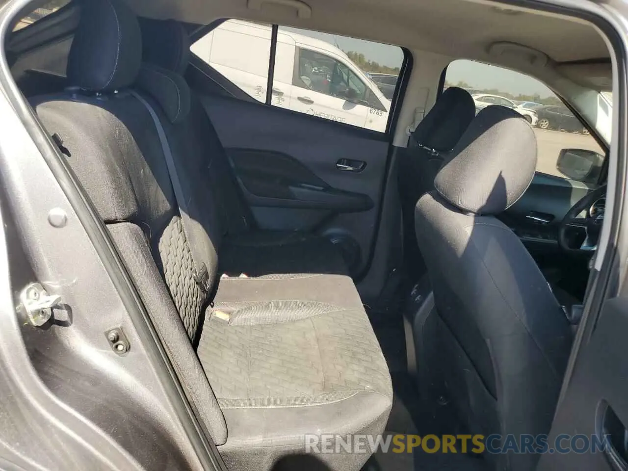 11 fotografías del automóvil dañado 3N1CP5CV4ML480276 NISSAN KICKS 2021