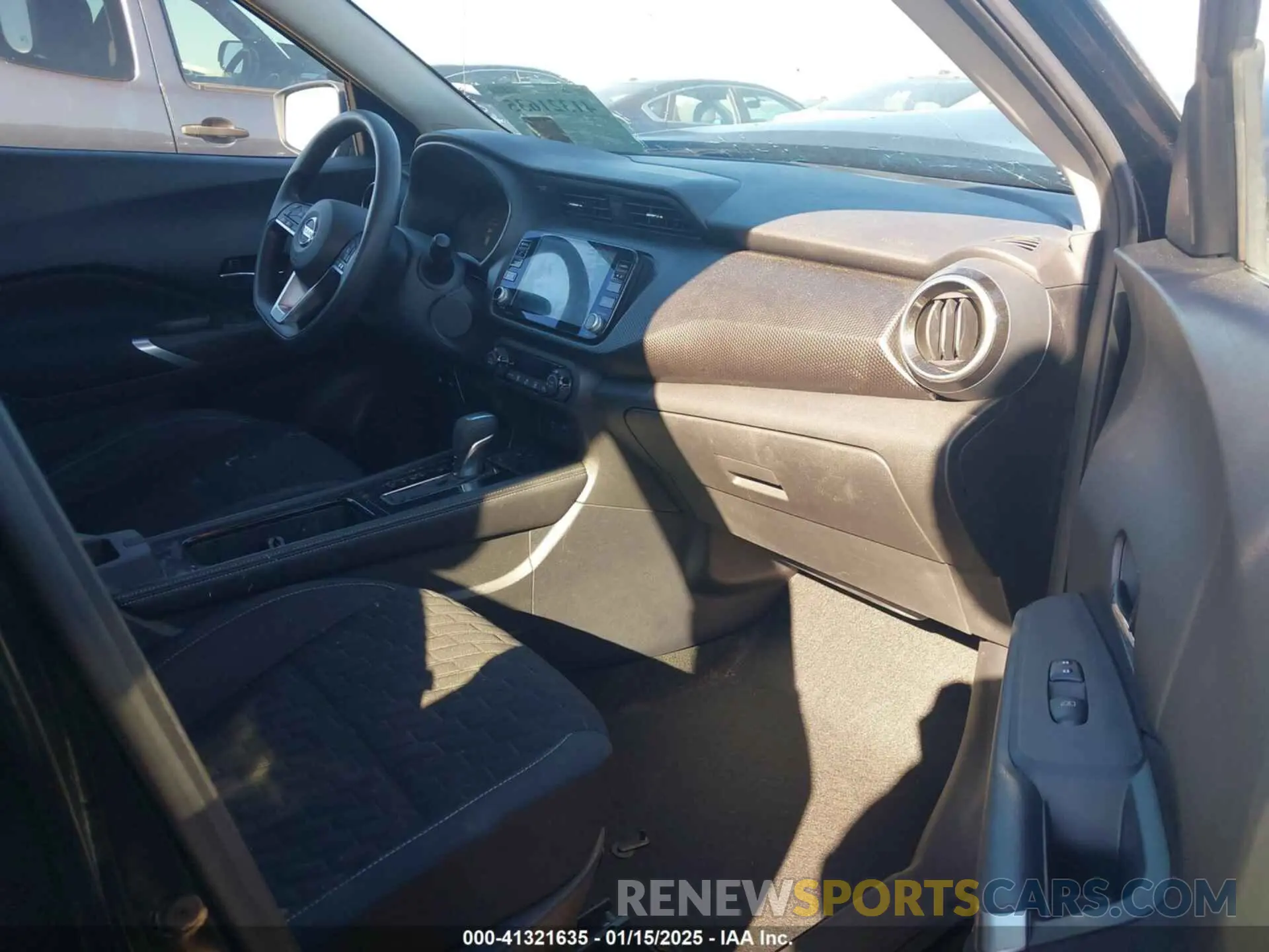 5 fotografías del automóvil dañado 3N1CP5CV4ML503037 NISSAN KICKS 2021