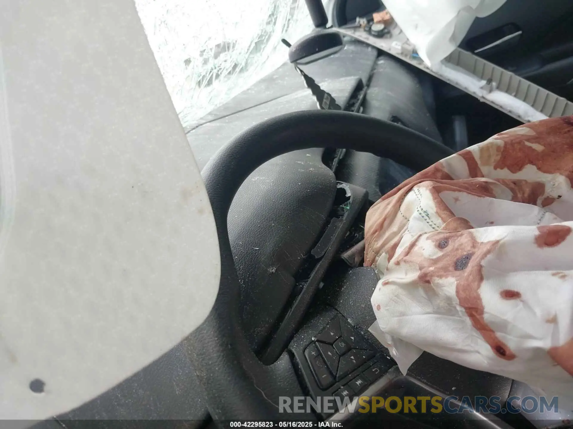 15 fotografías del automóvil dañado 3N1CP5CV4ML557339 NISSAN KICKS 2021