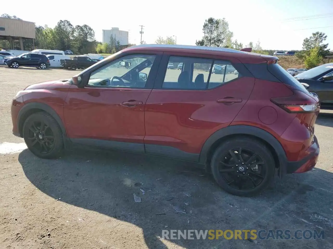 2 fotografías del automóvil dañado 3N1CP5CV5ML491576 NISSAN KICKS 2021