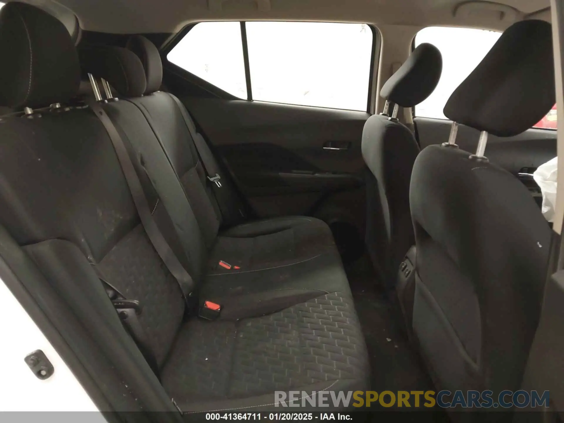 8 fotografías del automóvil dañado 3N1CP5CV5ML537388 NISSAN KICKS 2021