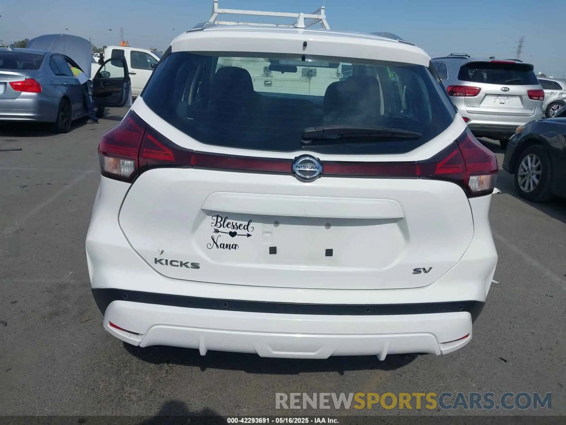 16 fotografías del automóvil dañado 3N1CP5CV6ML470882 NISSAN KICKS 2021