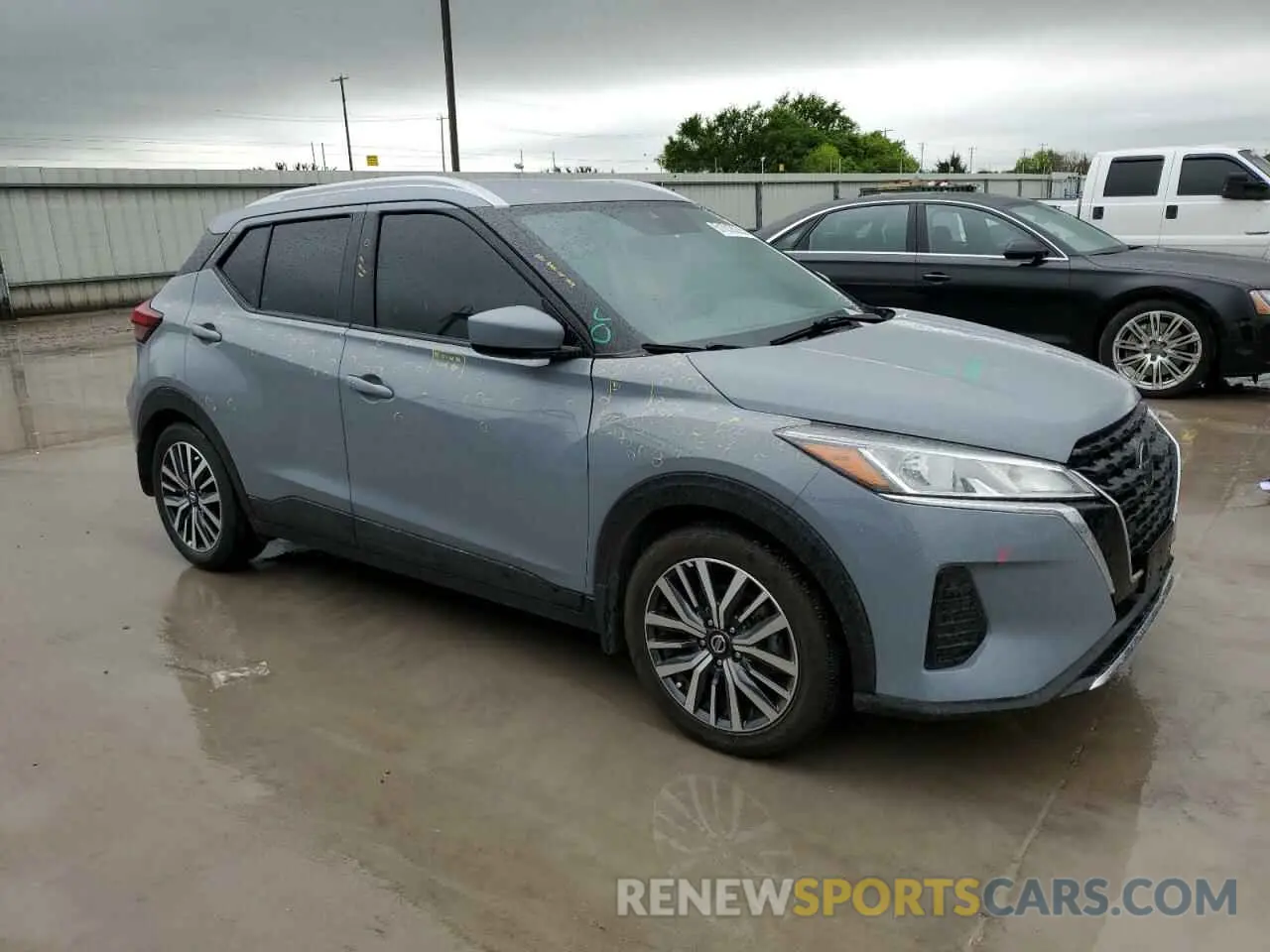 4 fotografías del automóvil dañado 3N1CP5CV6ML505369 NISSAN KICKS 2021