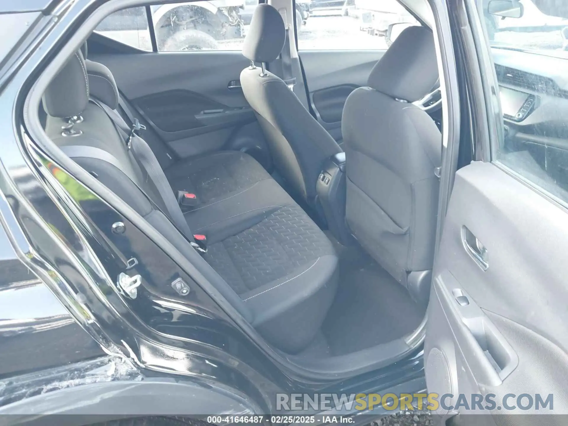 8 fotografías del automóvil dañado 3N1CP5CV6ML505923 NISSAN KICKS 2021