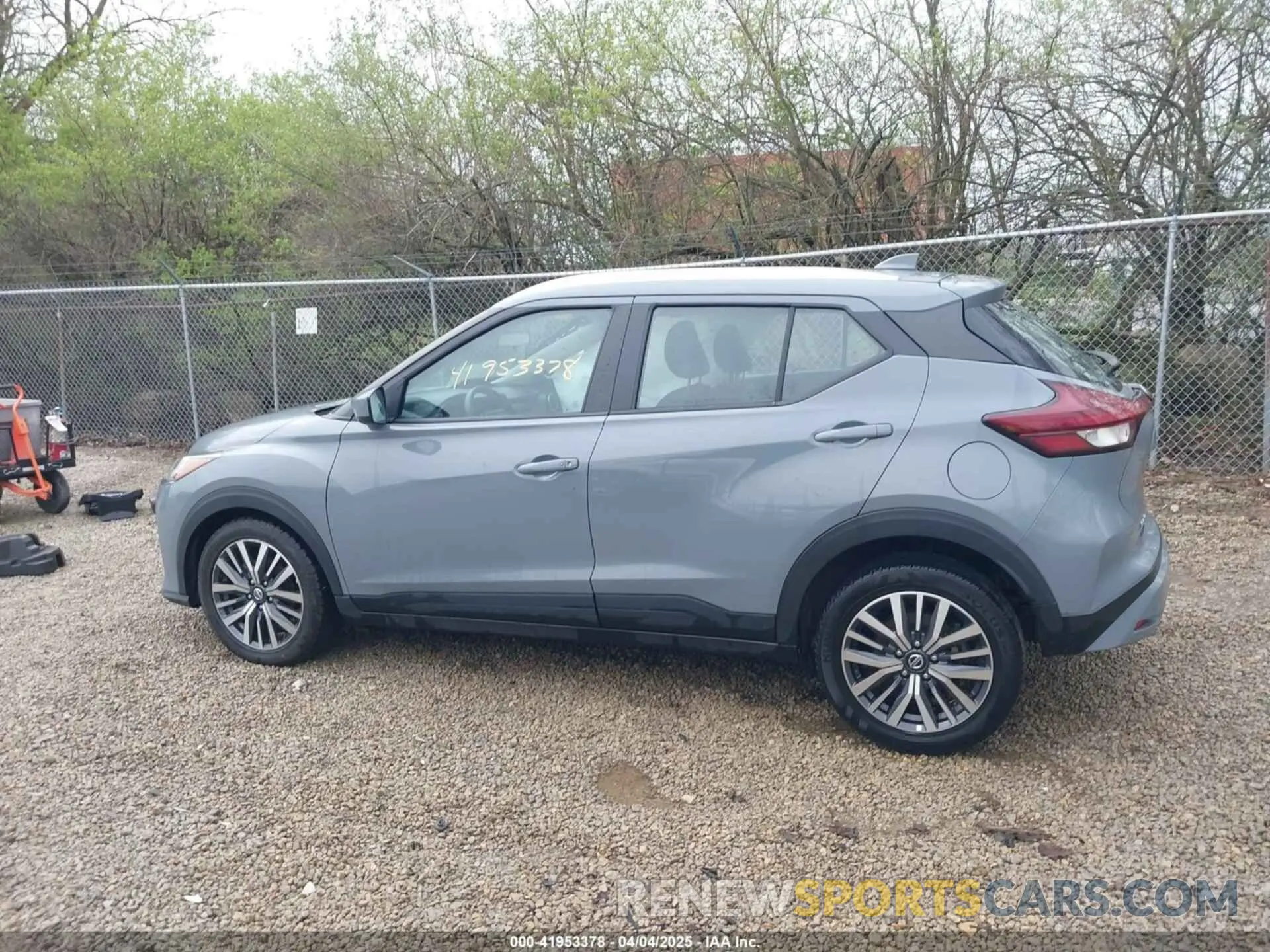 15 fotografías del automóvil dañado 3N1CP5CV7ML477999 NISSAN KICKS 2021