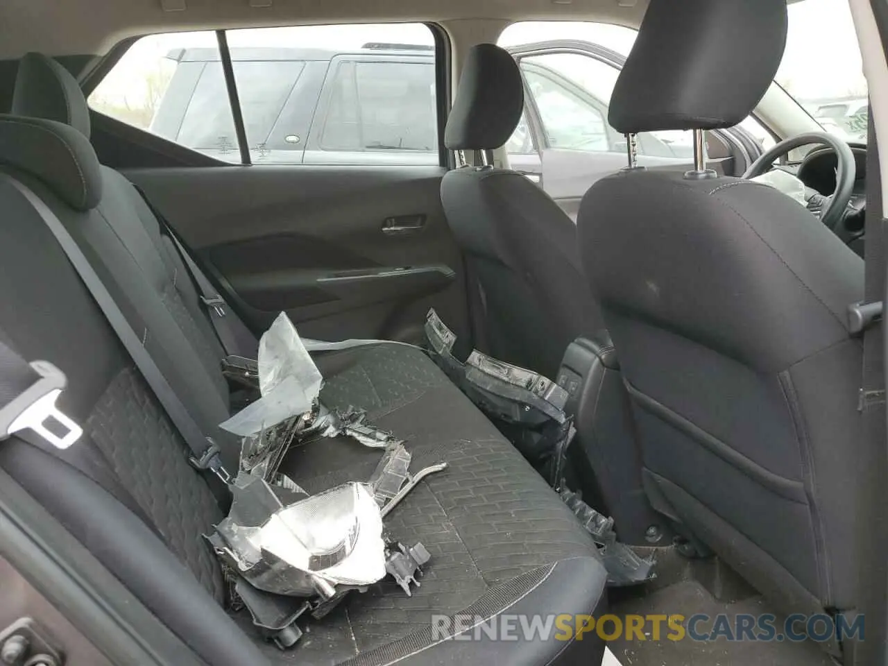 11 fotografías del automóvil dañado 3N1CP5CV8ML469717 NISSAN KICKS 2021