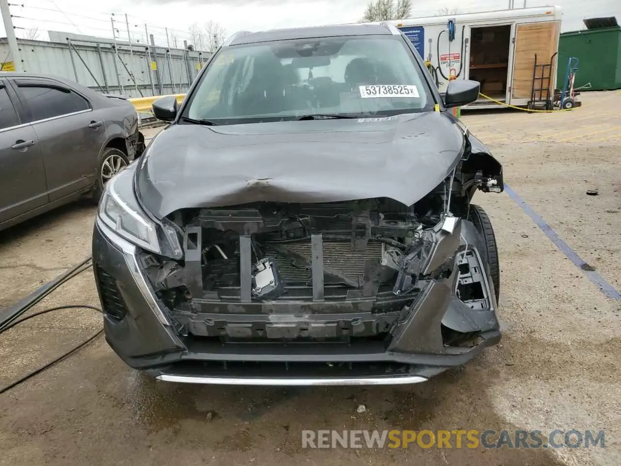 5 fotografías del automóvil dañado 3N1CP5CV8ML469717 NISSAN KICKS 2021