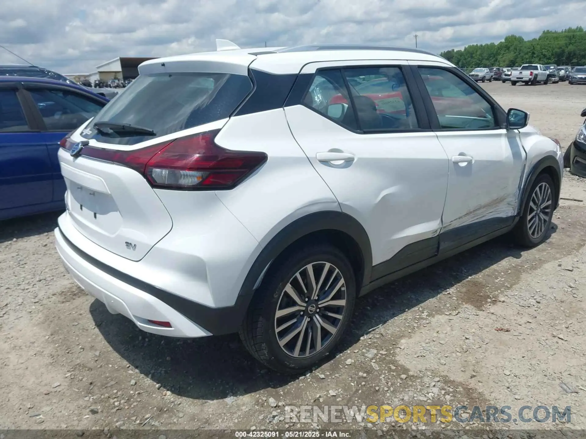4 fotografías del automóvil dañado 3N1CP5CV8ML484251 NISSAN KICKS 2021