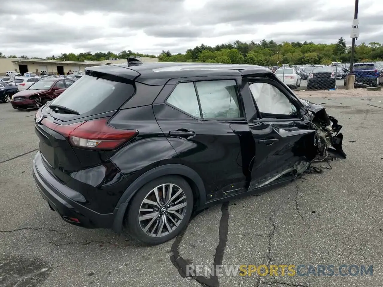 3 fotografías del automóvil dañado 3N1CP5CV8ML514719 NISSAN KICKS 2021
