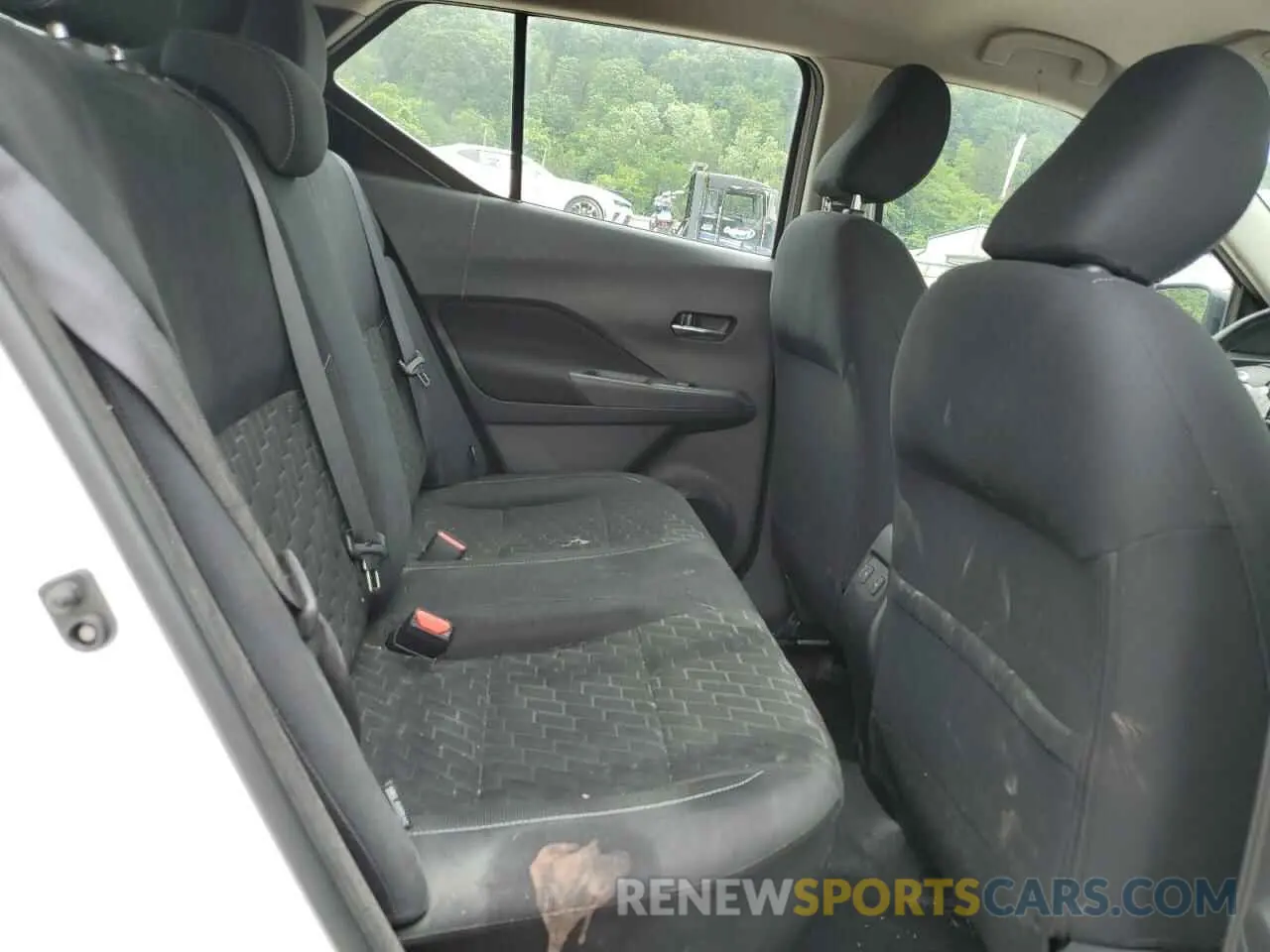 11 fotografías del automóvil dañado 3N1CP5CV8ML566481 NISSAN KICKS 2021