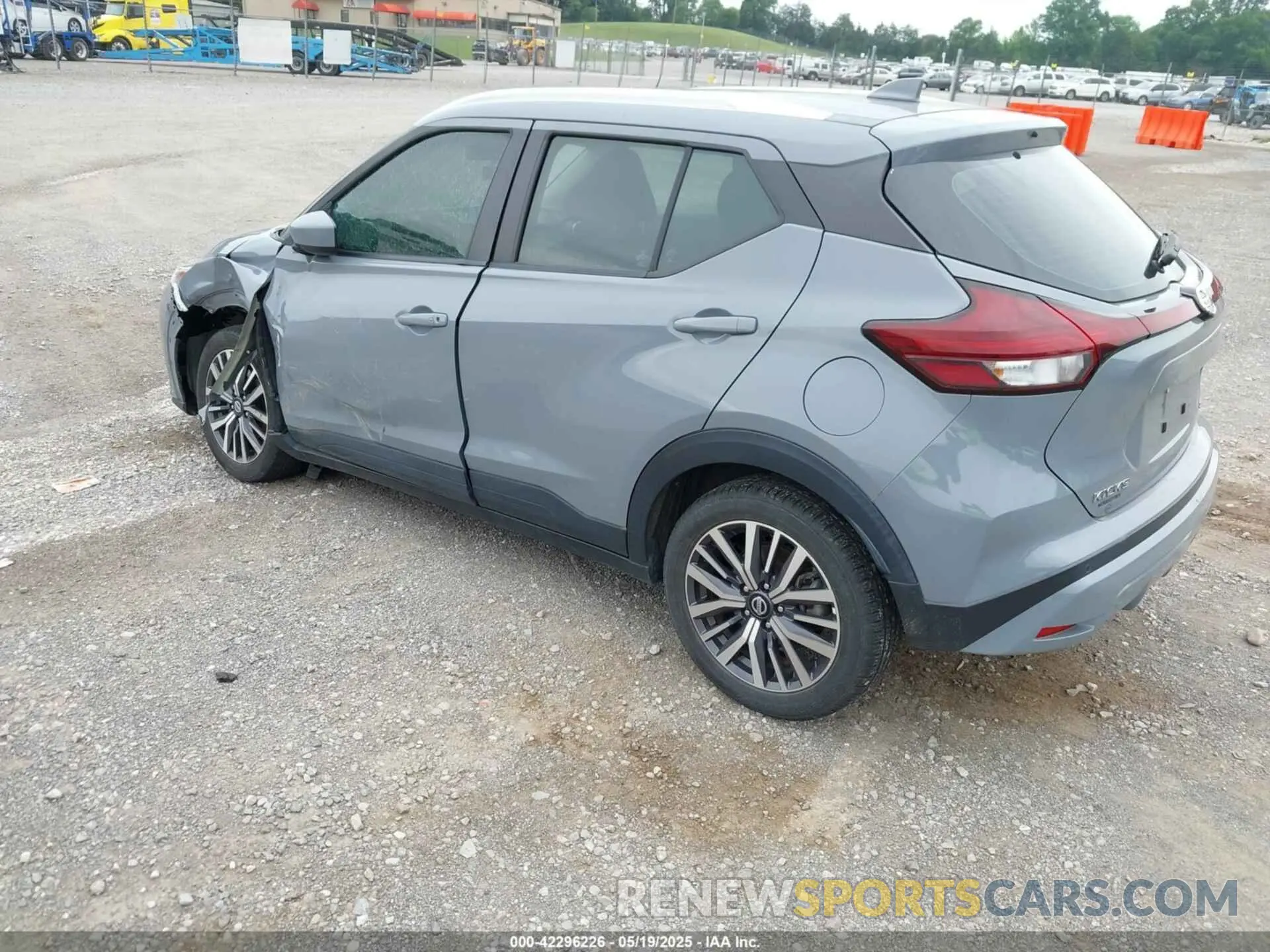 3 fotografías del automóvil dañado 3N1CP5CV9ML470424 NISSAN KICKS 2021