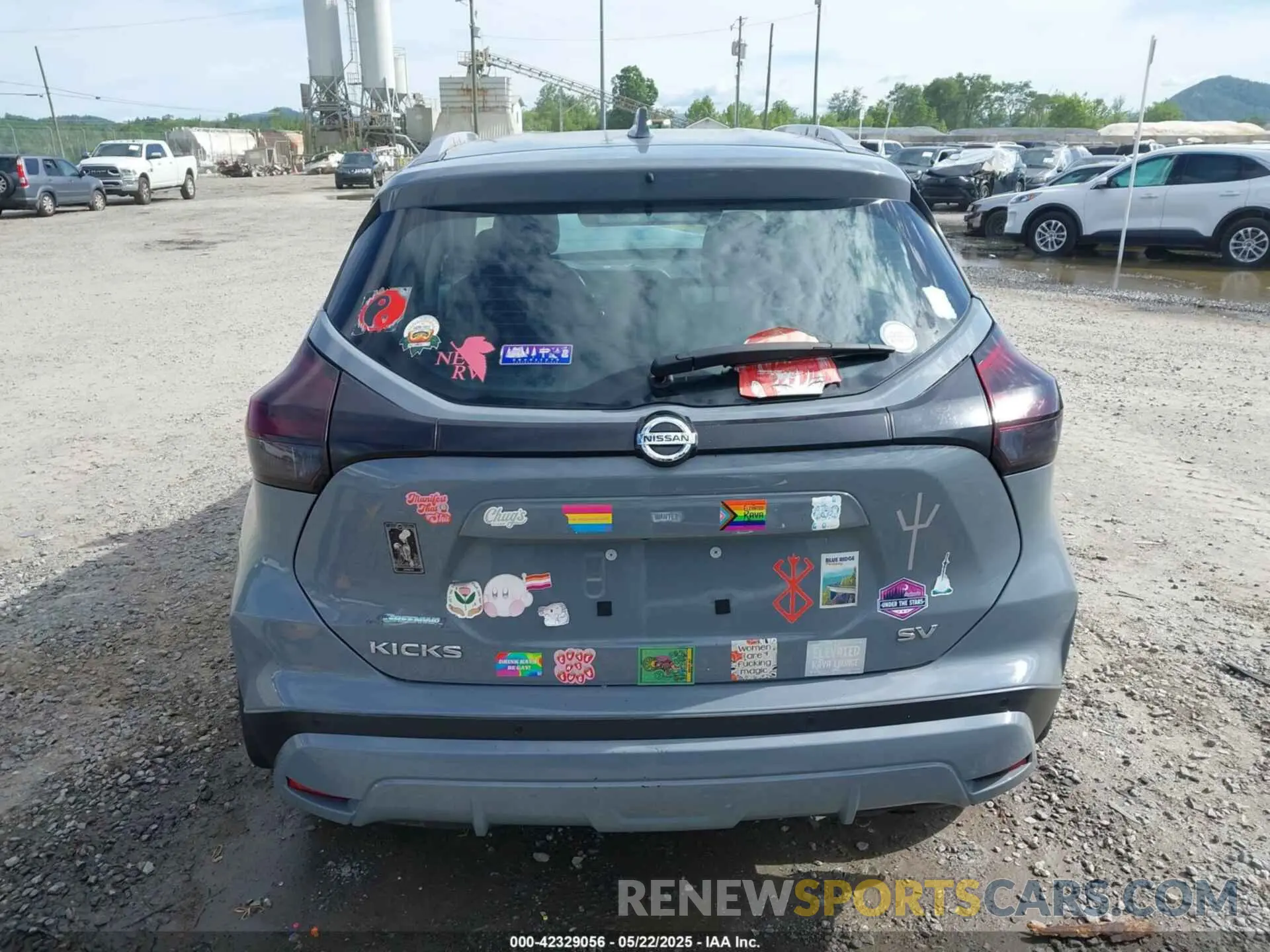 16 fotografías del automóvil dañado 3N1CP5CV9ML512834 NISSAN KICKS 2021