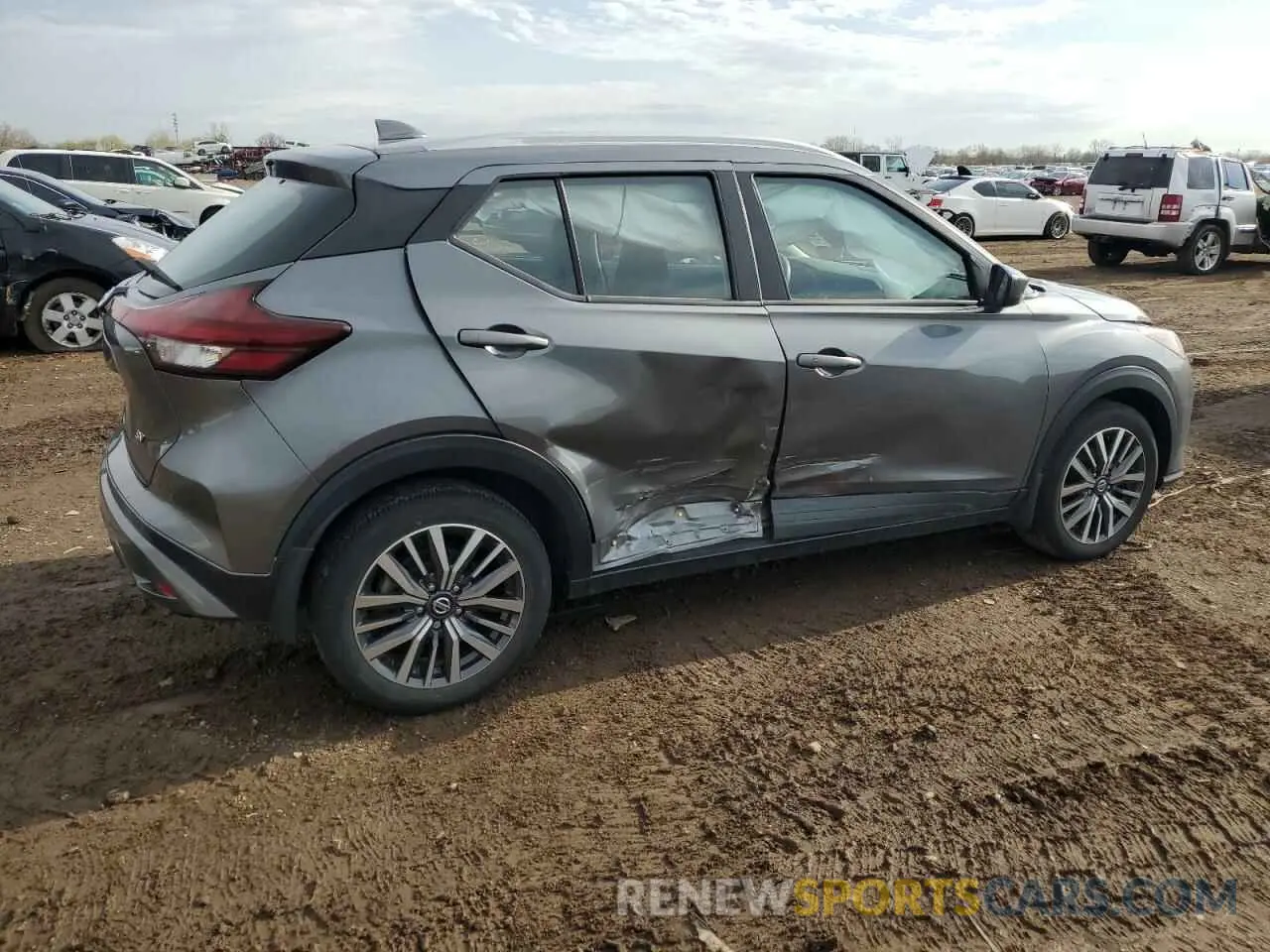 3 fotografías del automóvil dañado 3N1CP5CV9ML515670 NISSAN KICKS 2021