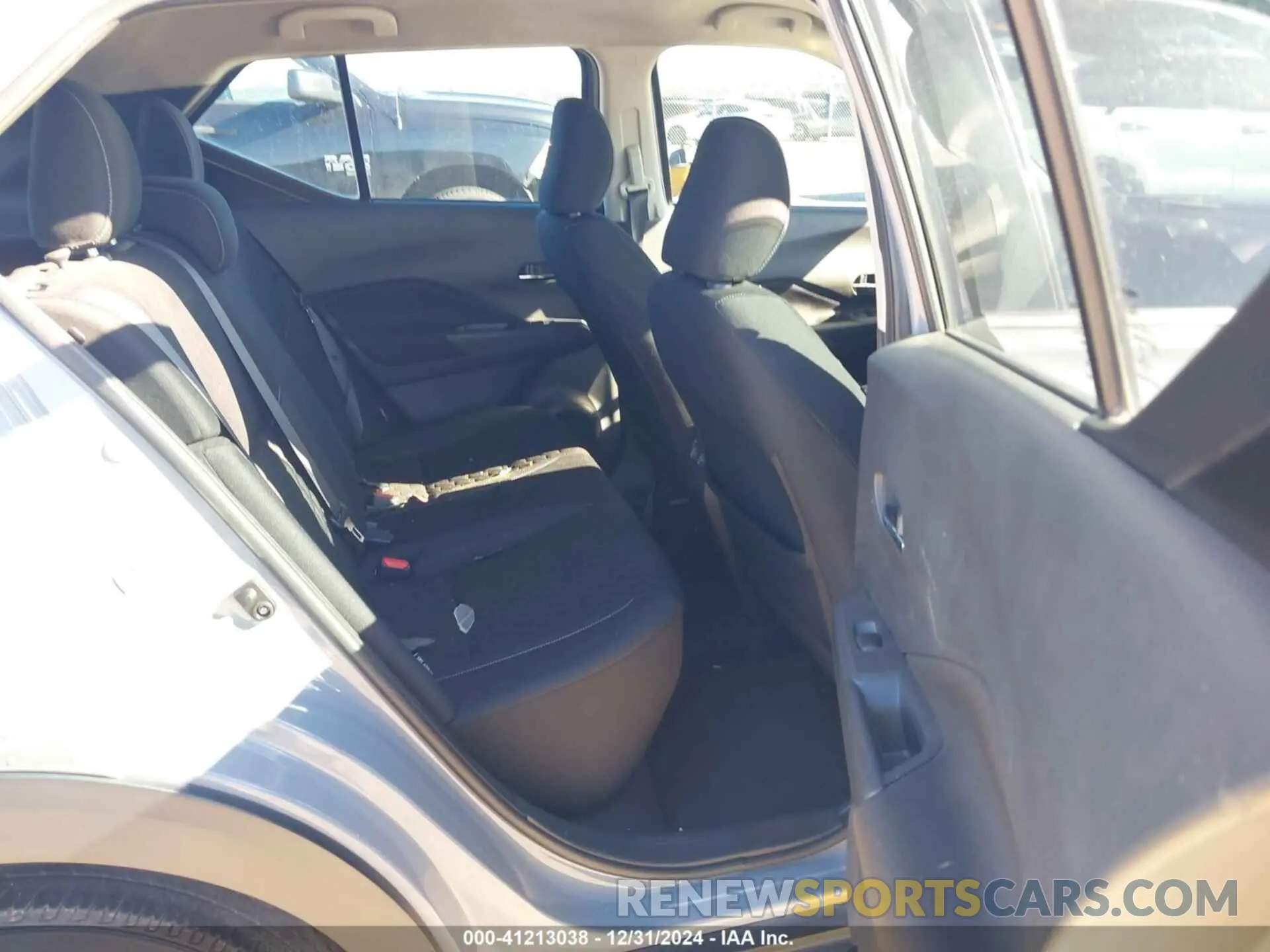 8 fotografías del automóvil dañado 3N1CP5CVXML556180 NISSAN KICKS 2021