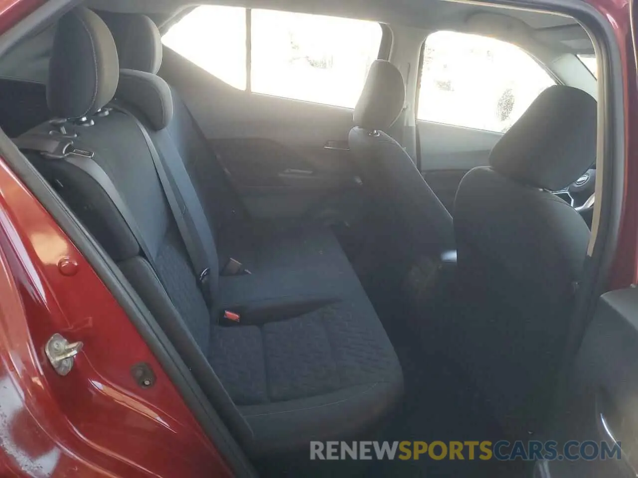 11 fotografías del automóvil dañado 3N1CP5CVXML566675 NISSAN KICKS 2021