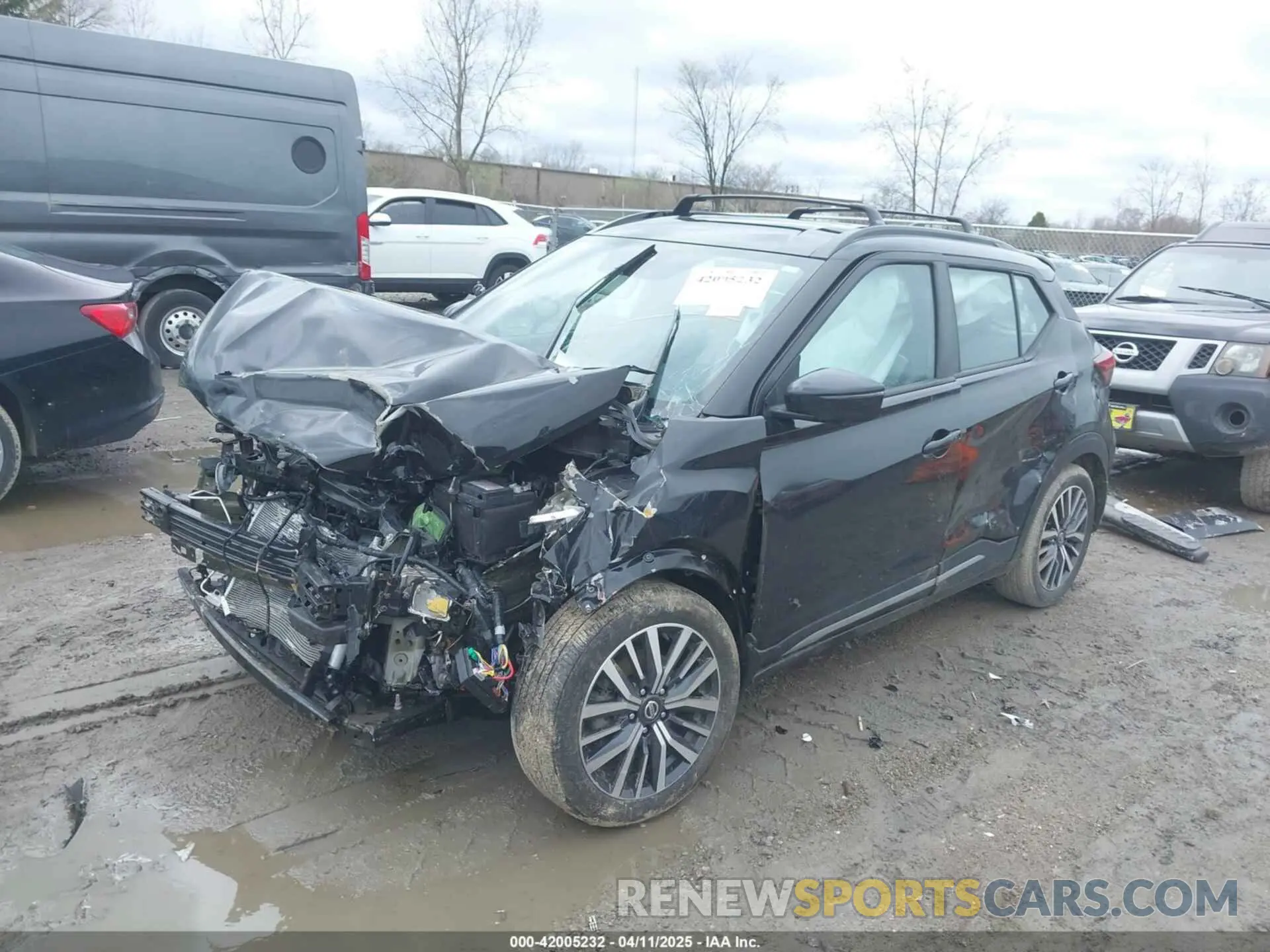 2 fotografías del automóvil dañado 3N1CP5DV0ML521730 NISSAN KICKS 2021