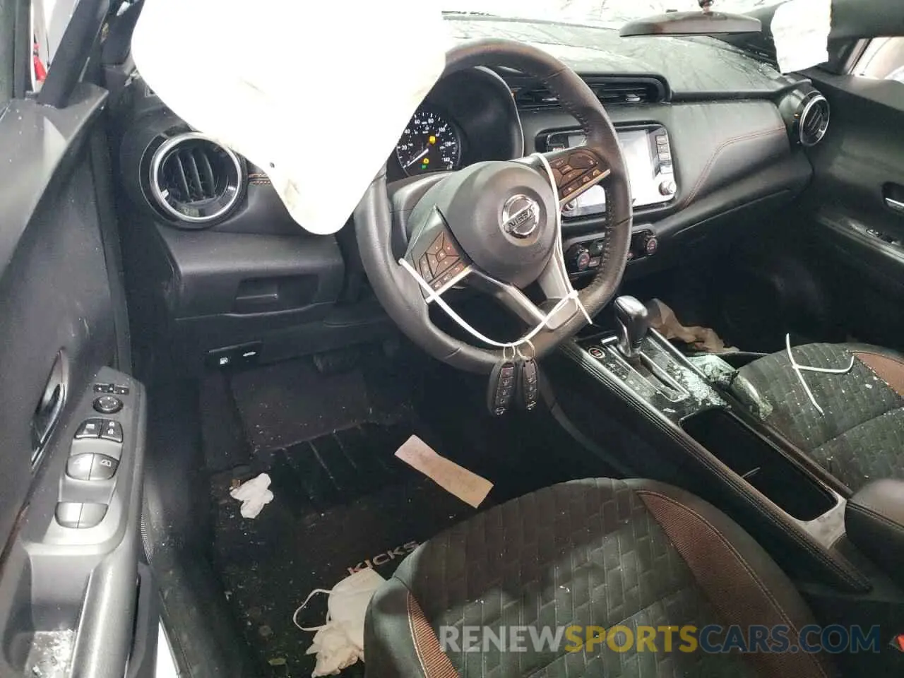 8 fotografías del automóvil dañado 3N1CP5DV1ML489757 NISSAN KICKS 2021