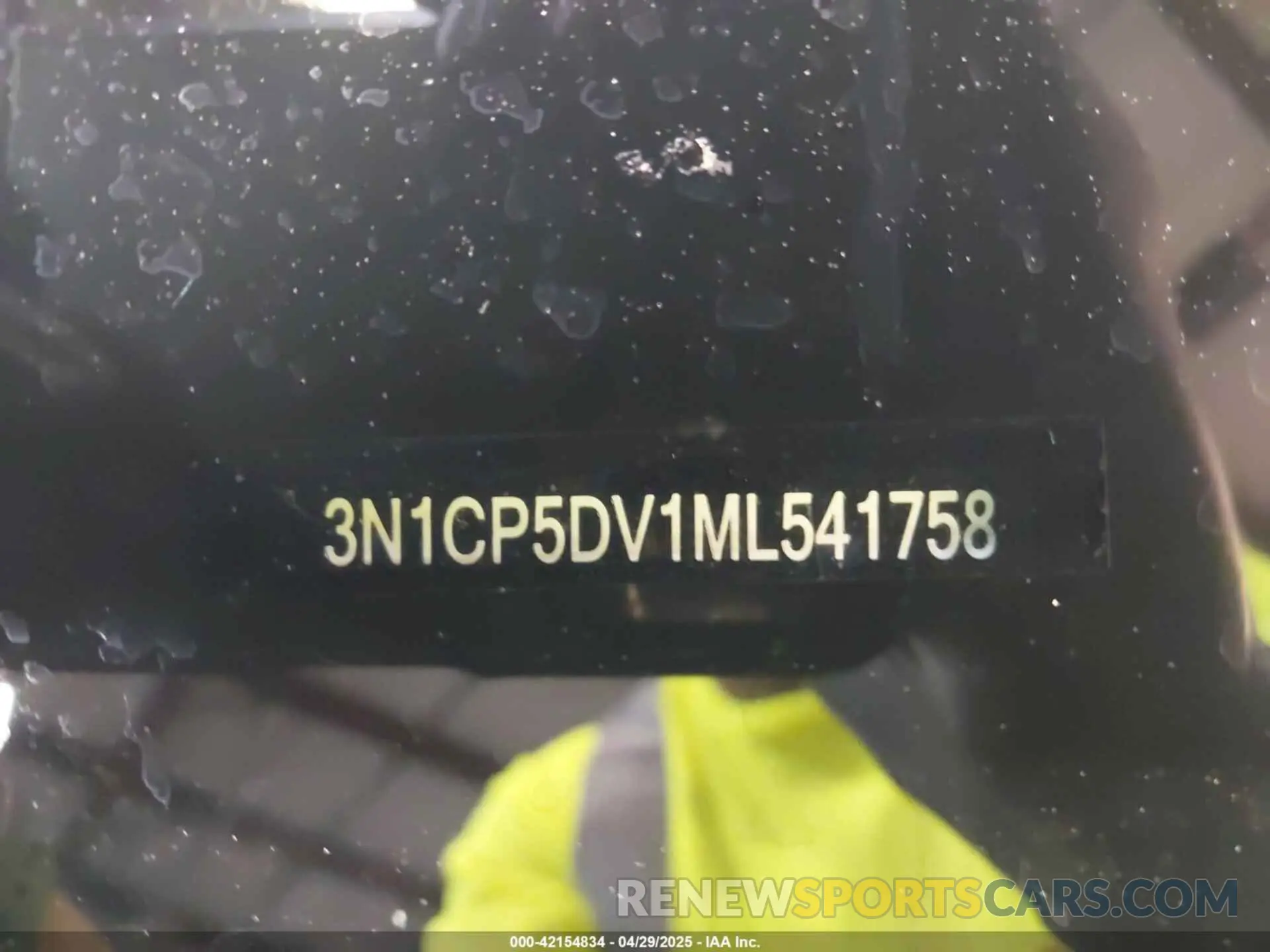 17 fotografías del automóvil dañado 3N1CP5DV1ML541758 NISSAN KICKS 2021