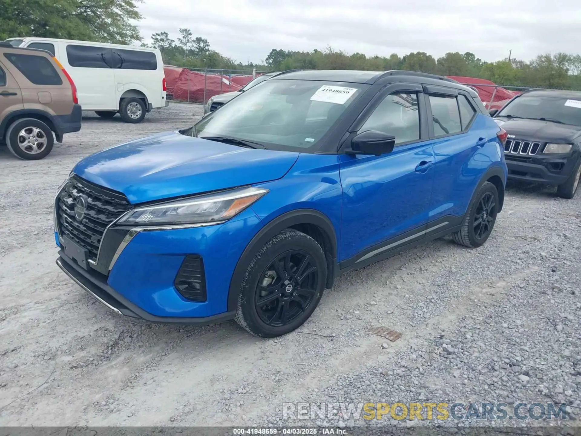 2 fotografías del automóvil dañado 3N1CP5DV2ML526220 NISSAN KICKS 2021
